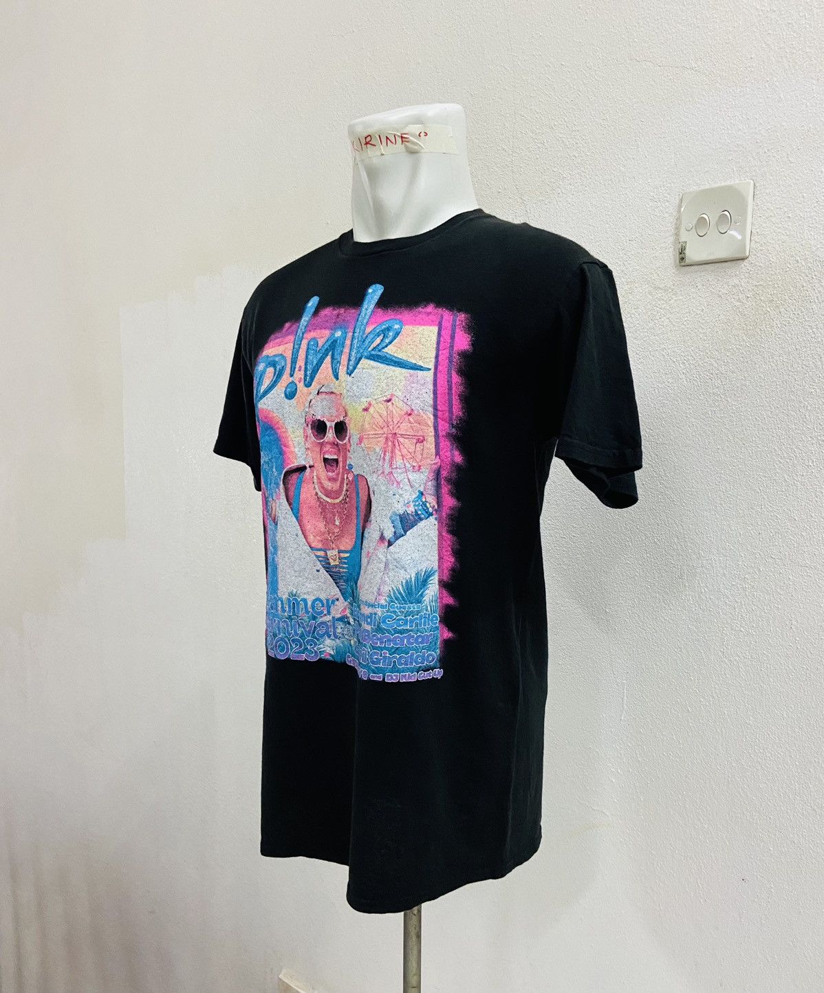Band Tees PINK SUMMER CARNIVAL 2023 Size US M / EU 48-50 / 2 - 5 Thumbnail