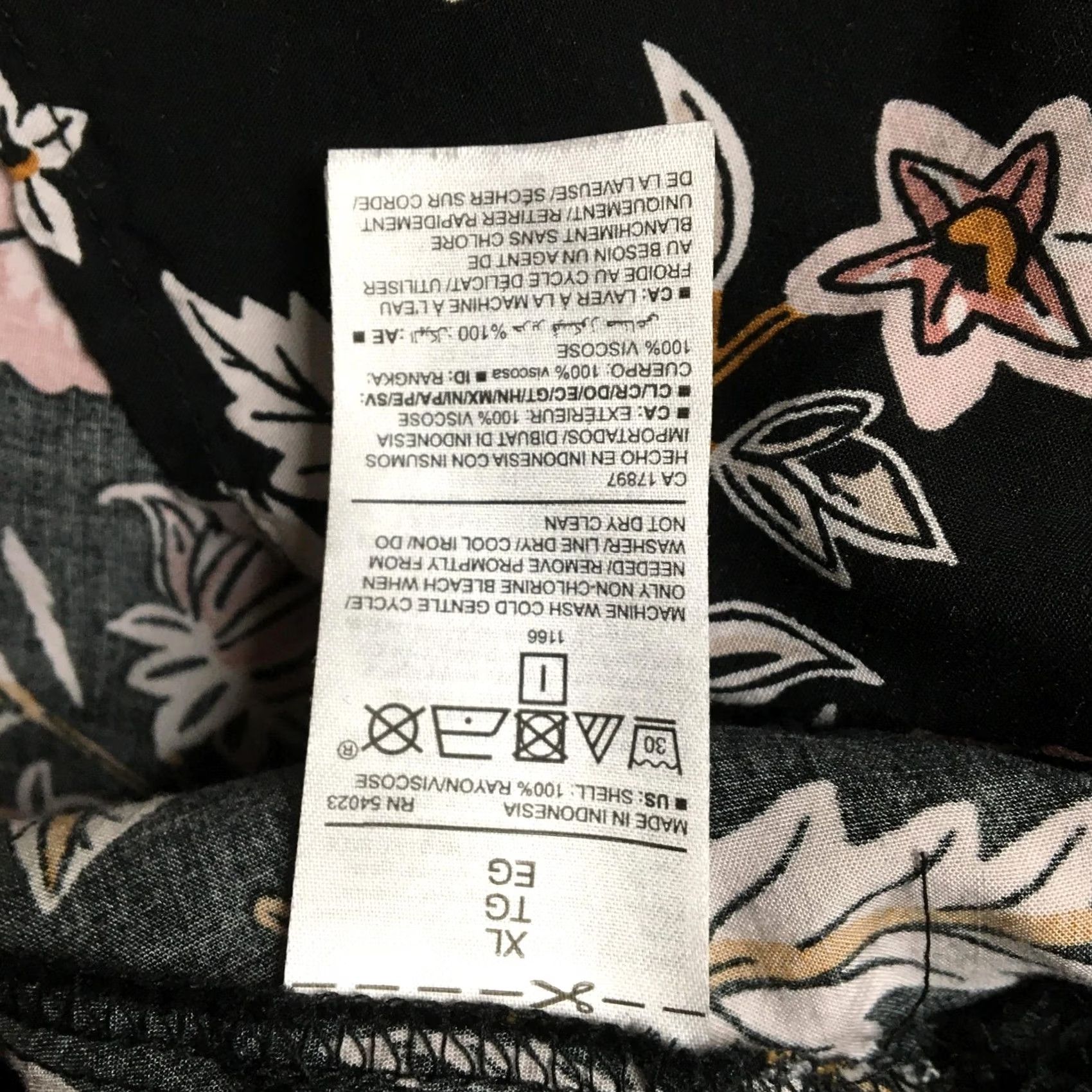 Old Navy Old Navy Dress Womens XL Black Floral V-Neck 3/4 Sleeve Fit Flare Boho Size XL / US 12-14 / IT 48-50 - 7 Thumbnail