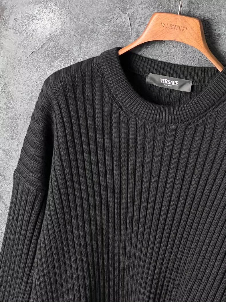 Versace Versace Leather buckles adorn wool crewneck sweaters Size S / US 4 / IT 40 - 4 Thumbnail