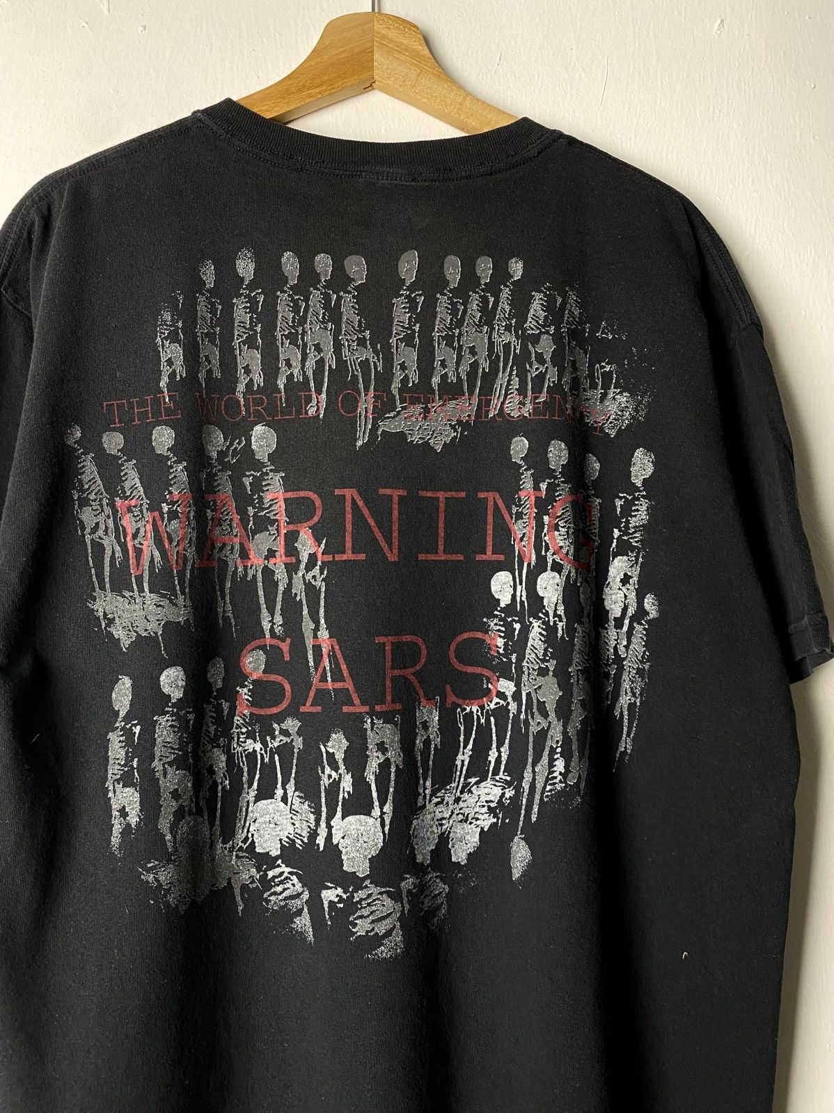 Anvil Vintage Warning Sars World Emergency Size US L / EU 52-54 / 3 - 1 Thumbnail