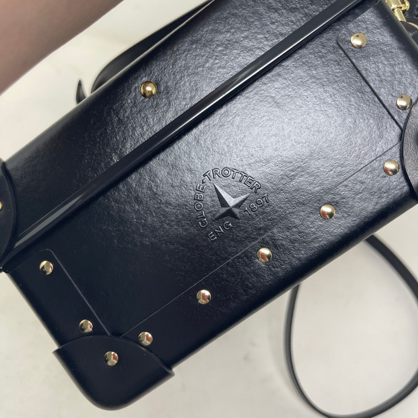 Other Globe Trotter The Centenary London Square Bag Black & Gold Size ONE SIZE - 4 Thumbnail
