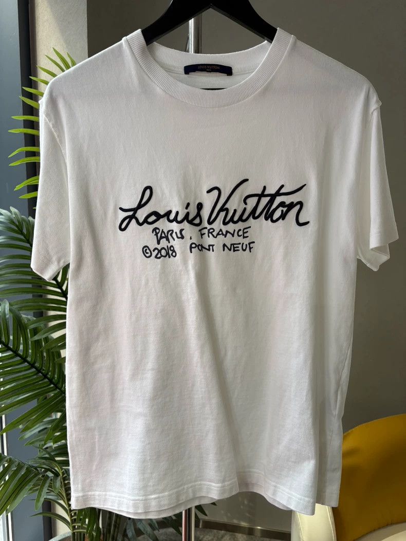 Louis Vuitton Louis Vuitton White Embroidered Short Sleeve T-Shirt - dmc Size US S / EU 44-46 / 1 - 1 Thumbnail