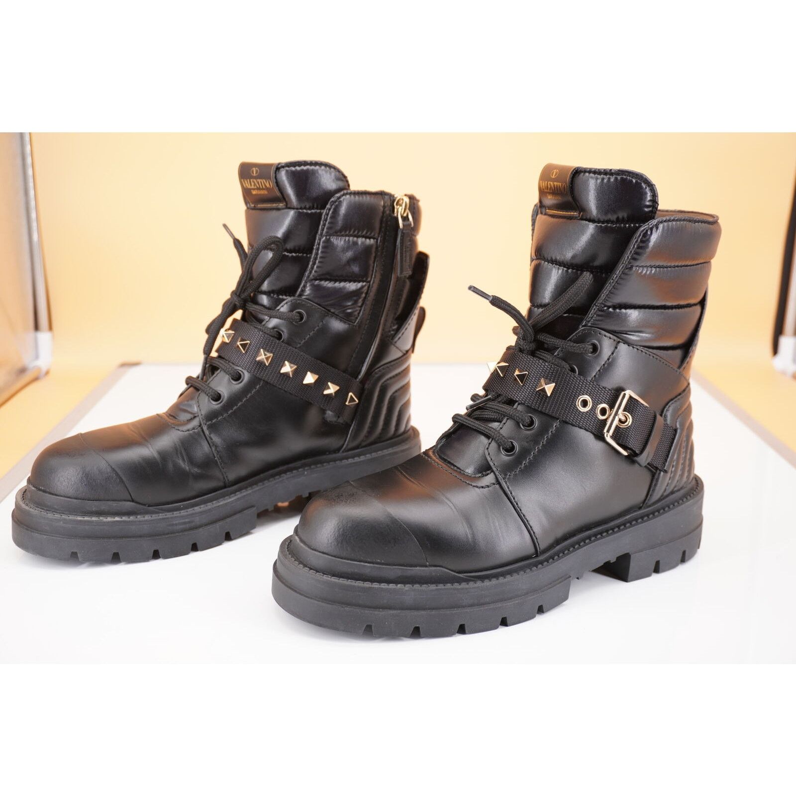 Valentino Valentino Rockstud Combat Ankle Boots Size 36.5 Size US 6.5 / IT 36.5 - 4 Thumbnail