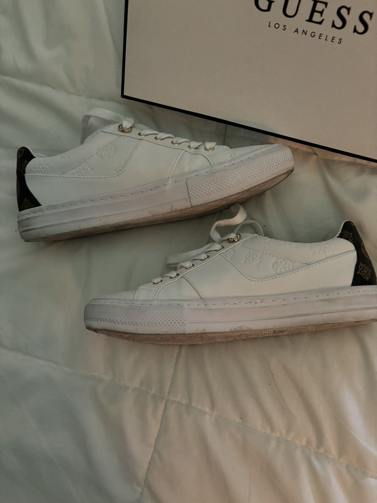 Guess Guess Lace Up Sneakers Size 8.5 Size US 8.5 / IT 38.5 - 4 Thumbnail