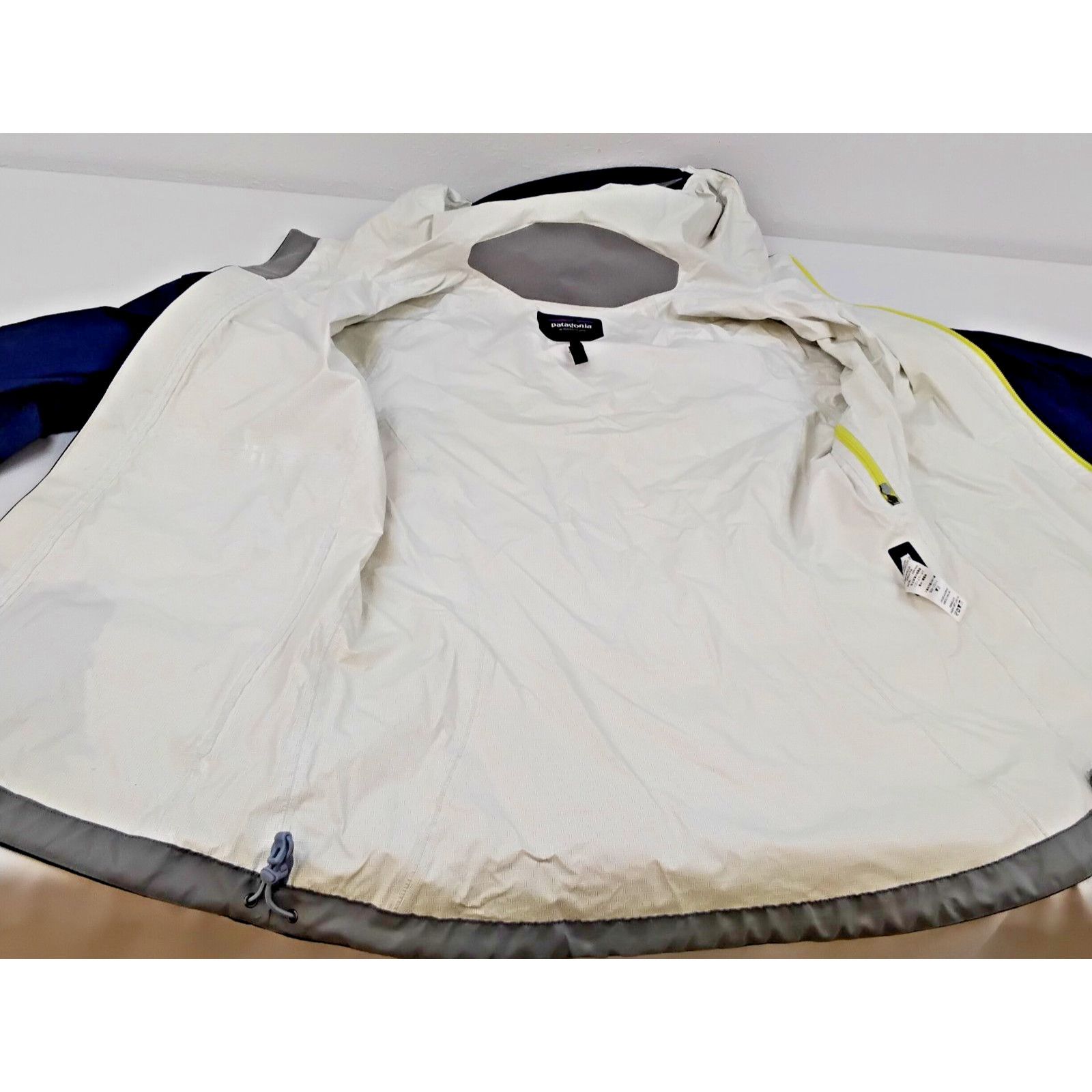 Patagonia Patagonia Ski Shell Rain Jacket Women's S Blue Full Zip Size S / US 4 / IT 40 - 5 Thumbnail
