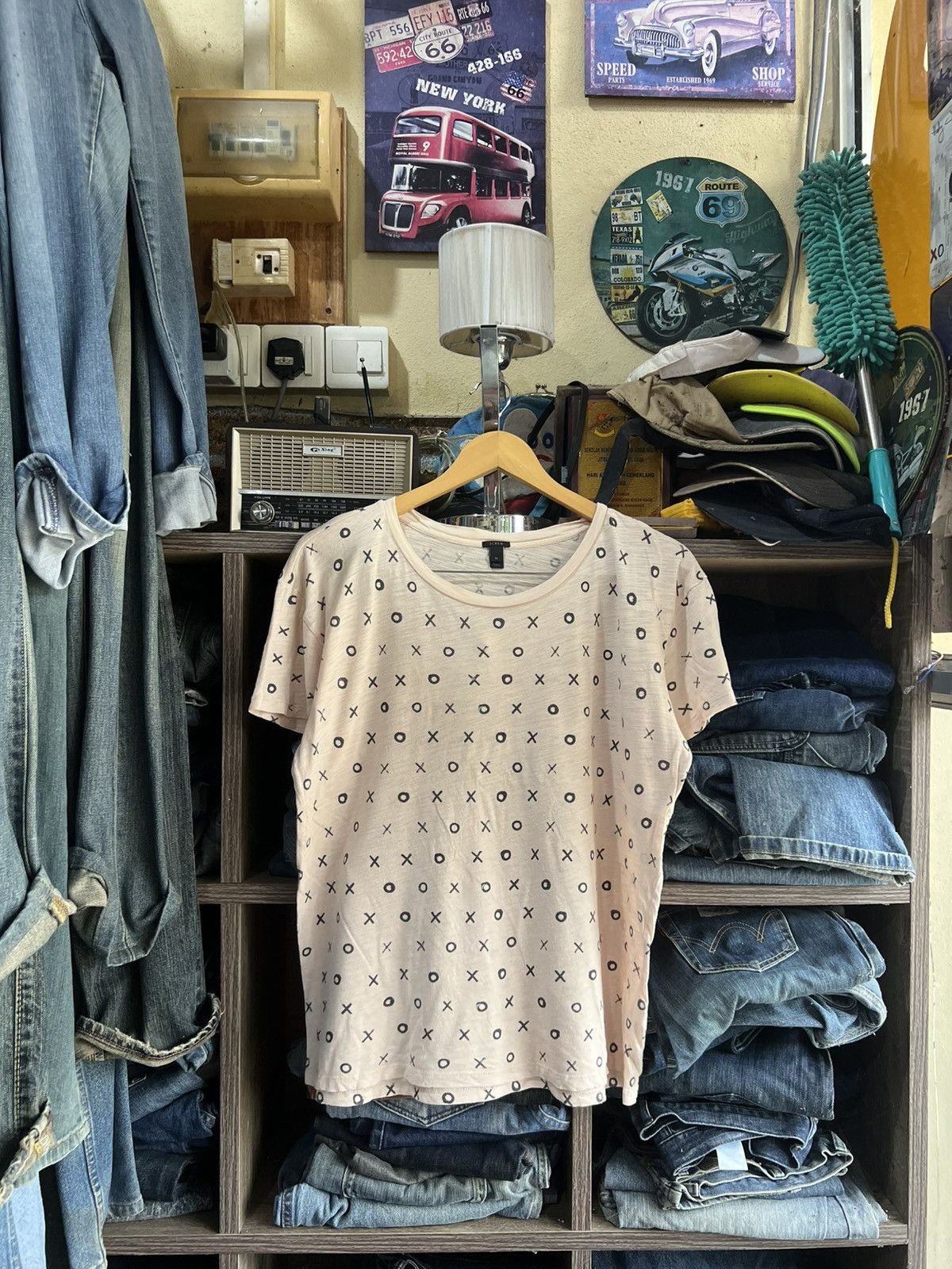 J.Crew 🔥J. Crew XO Tee Size US M / EU 48-50 / 2 - 3 Thumbnail