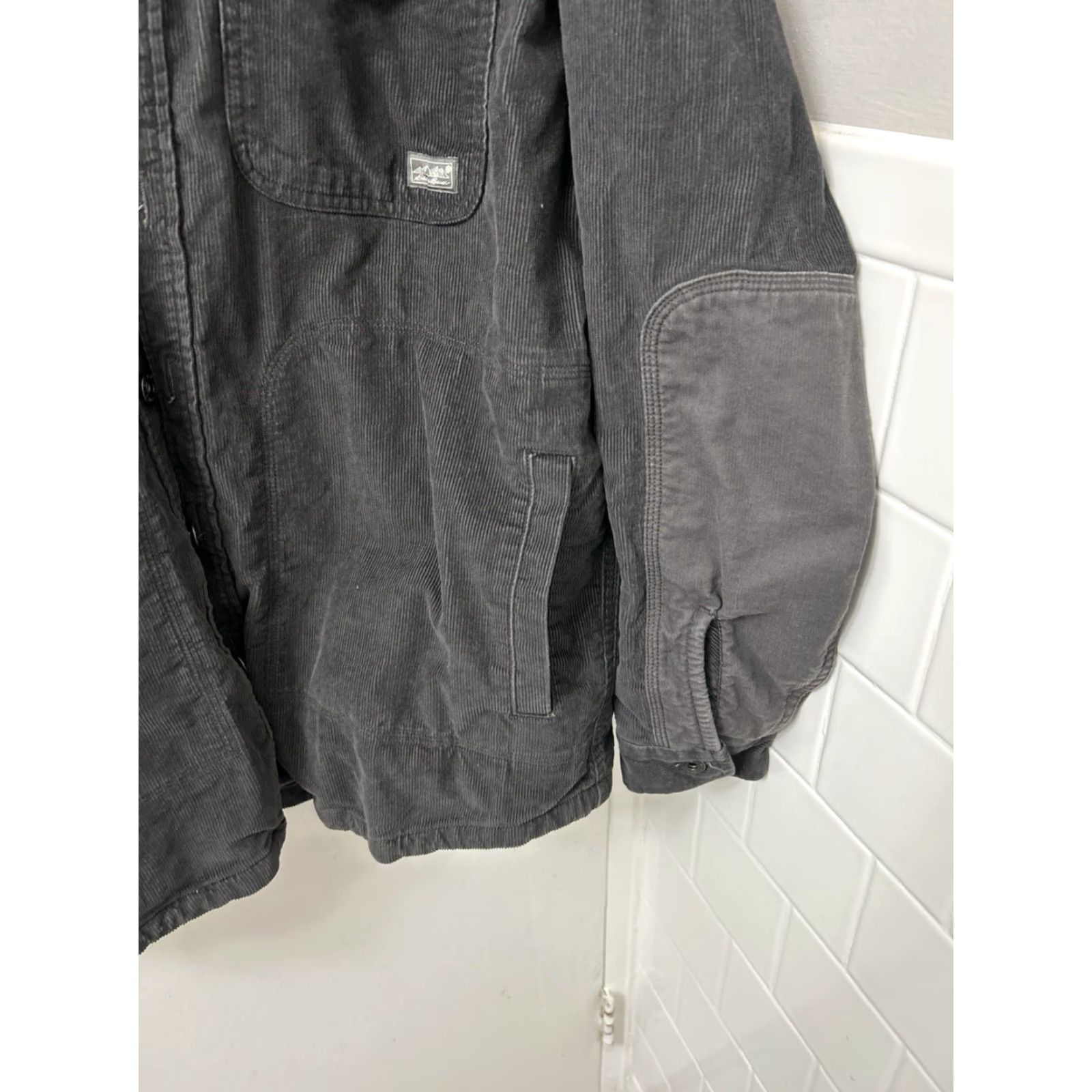 Eddie Bauer Eddie Bauer Corduroy Jacket Mens L Gray Flannel Lined Relaxed Fit Elbow Patches Size US L / EU 52-54 / 3 - 5 Thumbnail