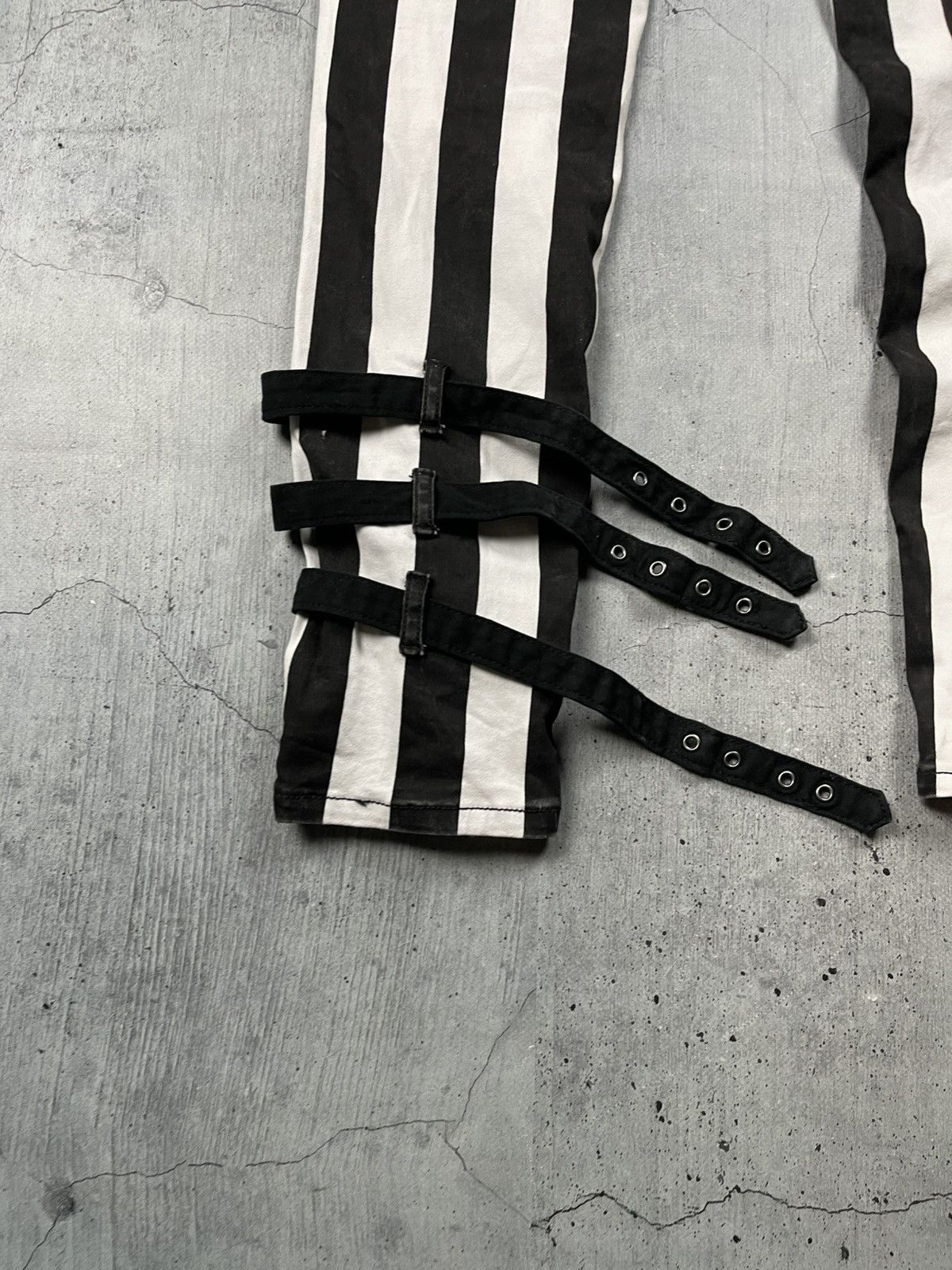 Other 🔥VERY RARE GOTHICANA BY EMP AVANT GARDE BONDAGE PANTS🔥 Size US 29 - 14 Thumbnail