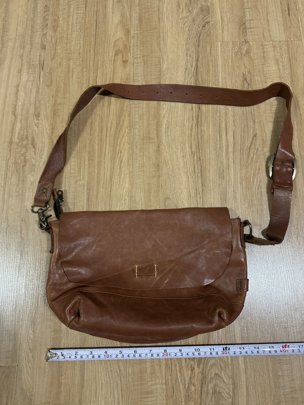 Japanese Brand × Leather GREEN LABEL RELAXING leather sling bag Size ONE SIZE - 1 Thumbnail