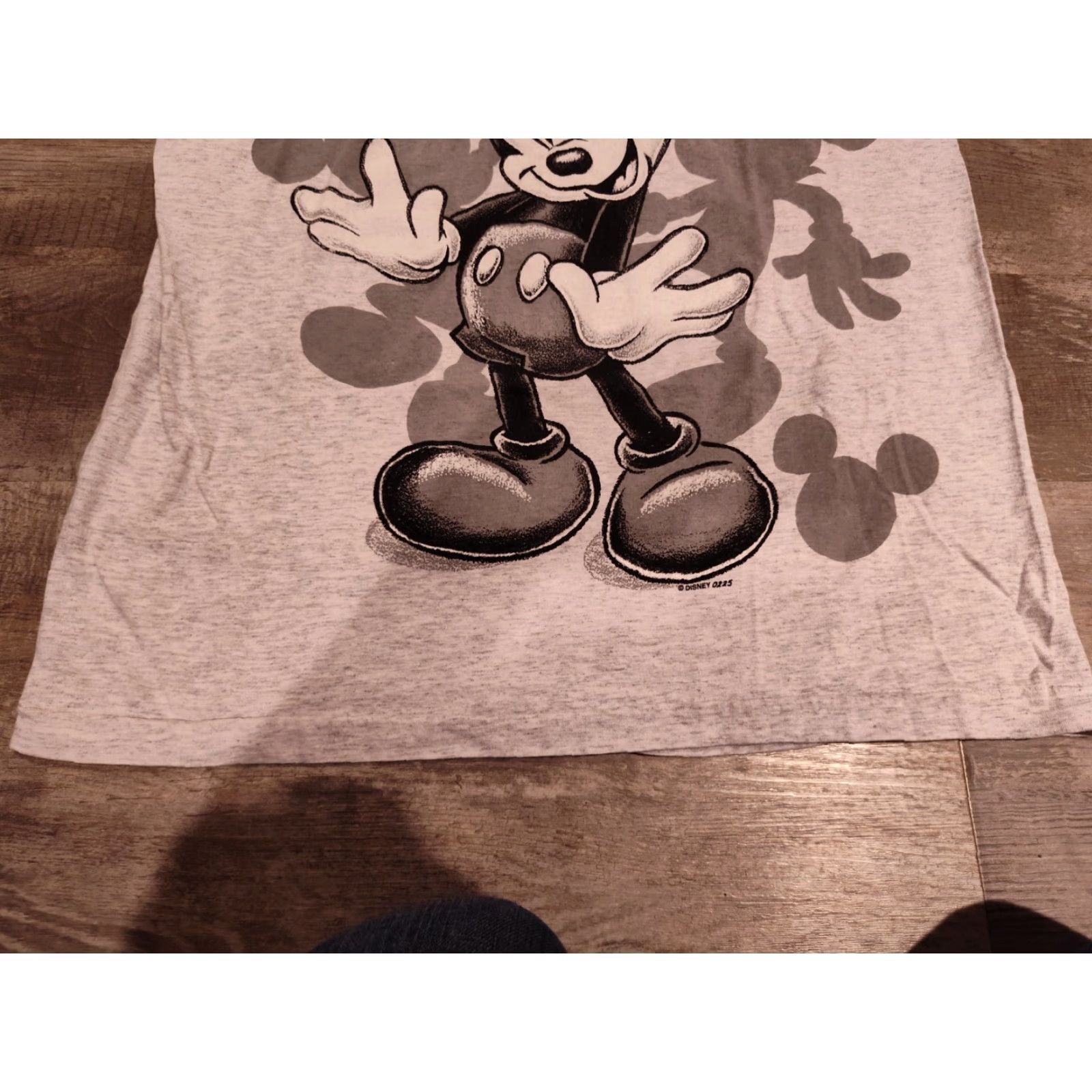 Mickey Unlimited VINTAGE 90s Mickey Mouse Disney T-Shirt Made in USA Gray XL Graphic Print Mens Size US XL / EU 56 / 4 - 3 Thumbnail