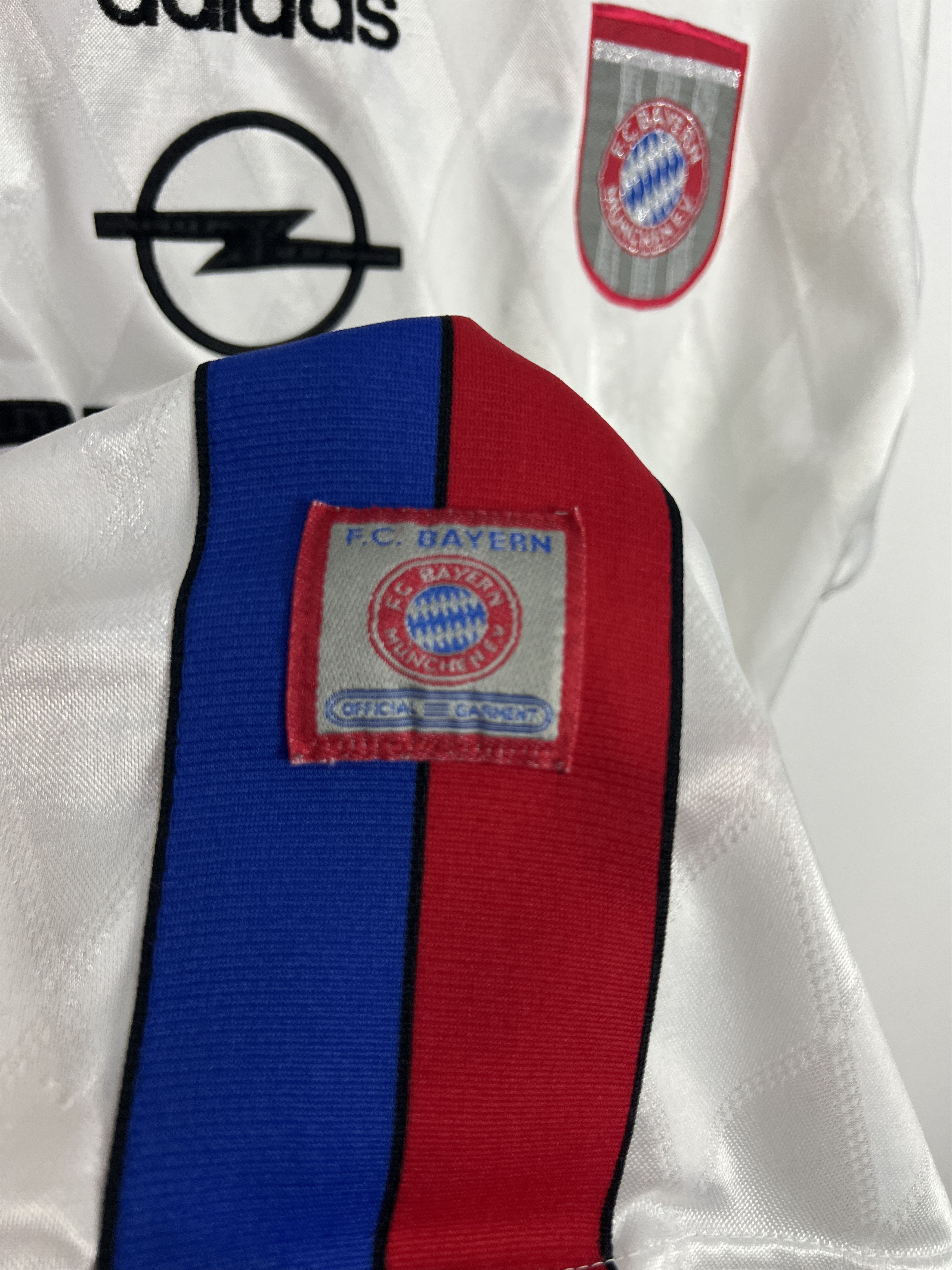 Adidas Bayern Munich Away football shirt 1996 Soccer Jersey Trikot Size US XL / EU 56 / 4 - 4 Thumbnail