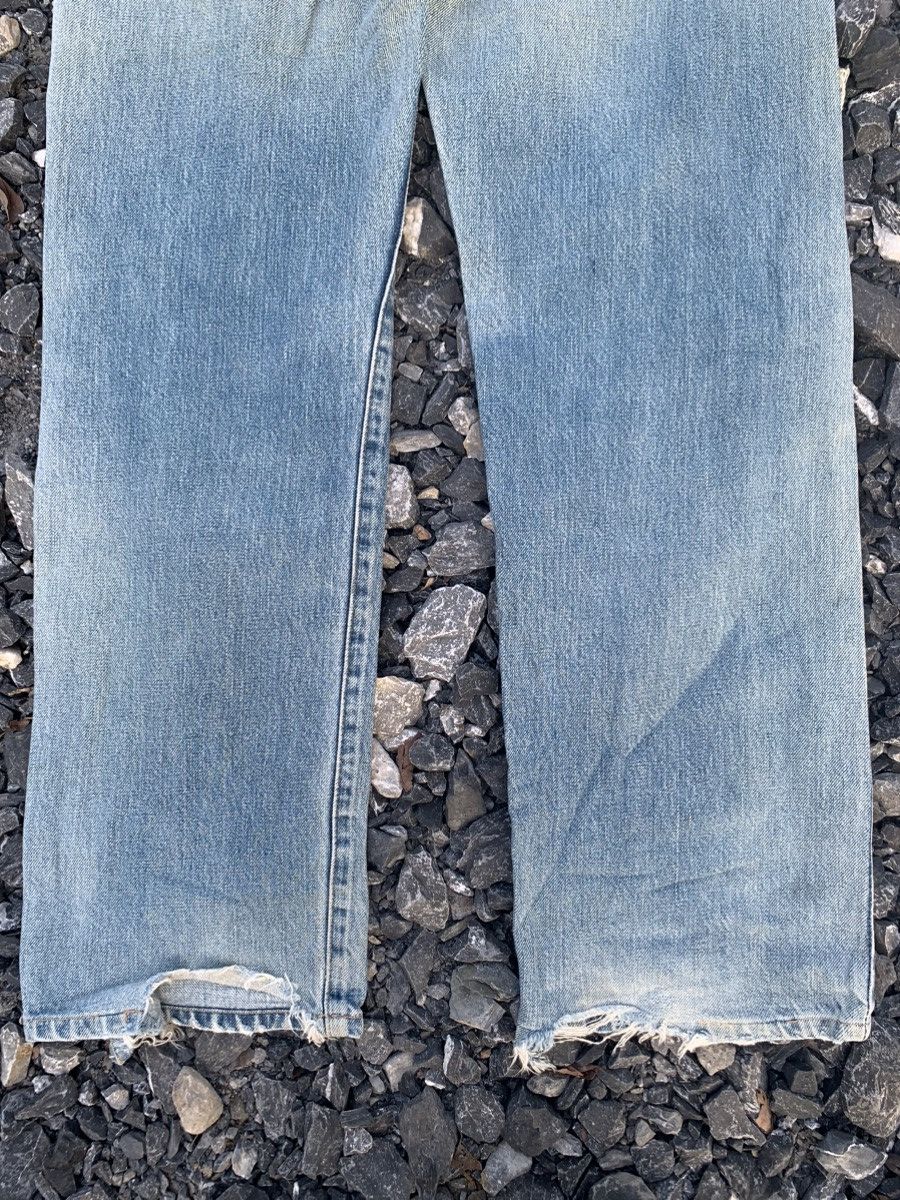 Levi's VINTAGE LEVI’S 502 BIG E SELVEDGE FADED DISTRESSED DENIM Size US 31 - 9 Thumbnail