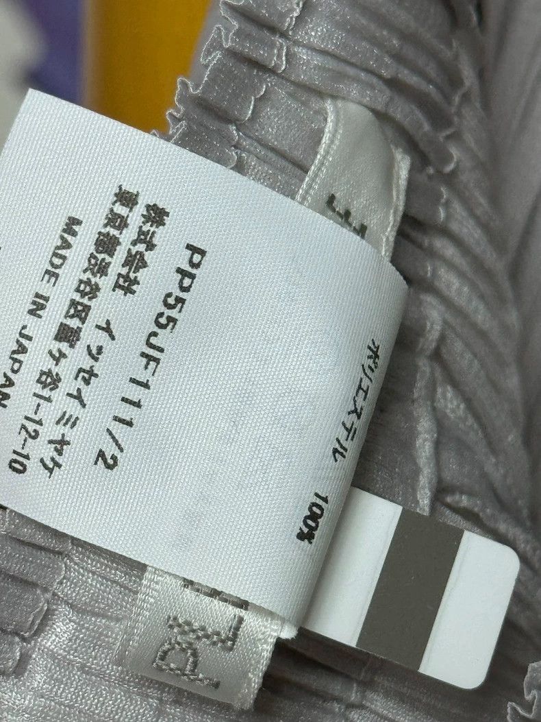 Issey Miyake Issey Miyake size:2 Light grey pleated pants Size 42" / US 20 - 4 Thumbnail