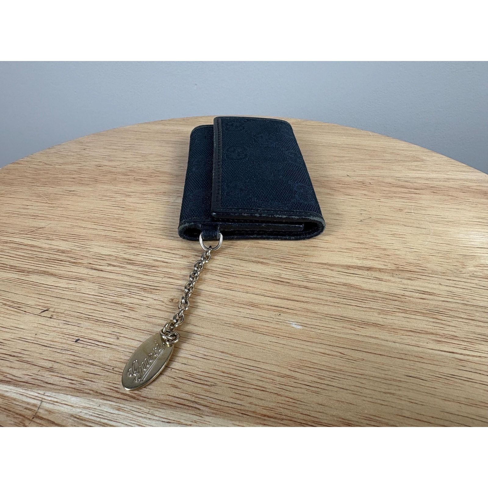 Gucci Authentic Gucci 6 Key Holder Black GG Size ONE SIZE - 4 Thumbnail