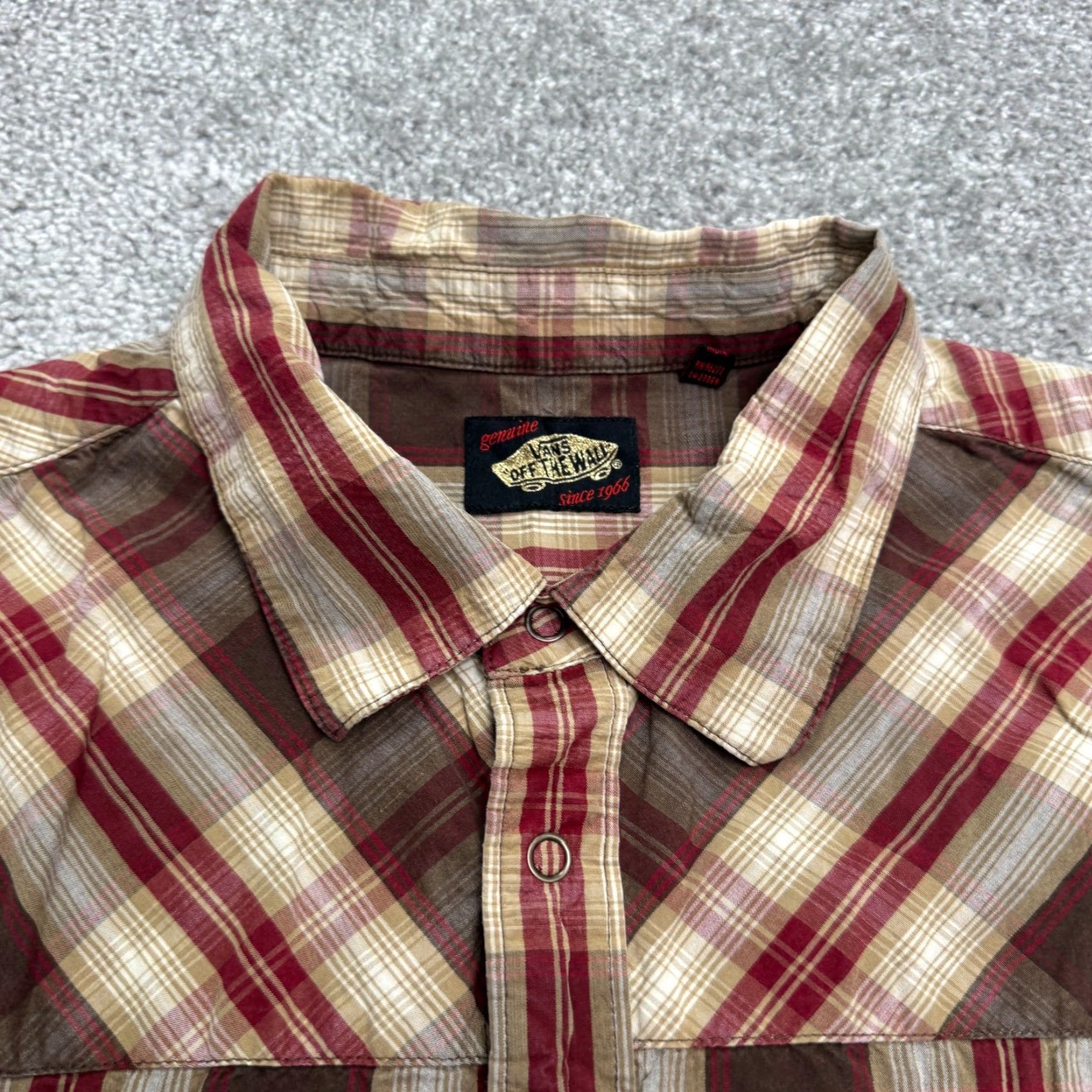 Vans VINTAGE Vans Off The Wall Button-Down Shirt Men M Red Plaid Cotton Casual Y2K Streetwear 90s Mens Size US M / EU 48-50 / 2 - 6 Thumbnail