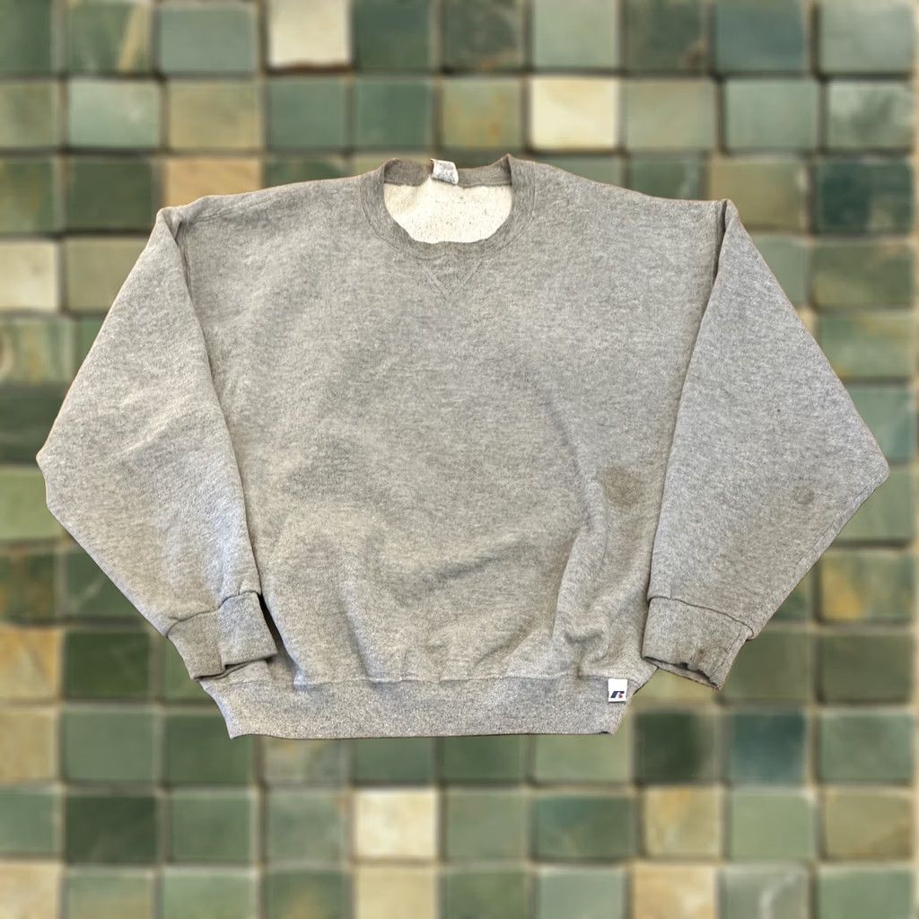 Russell Athletic VINTAGE Russell Athletic Sweatshirt XL Gray Mens Crewneck USA Size US XL / EU 56 / 4 - 1 Thumbnail