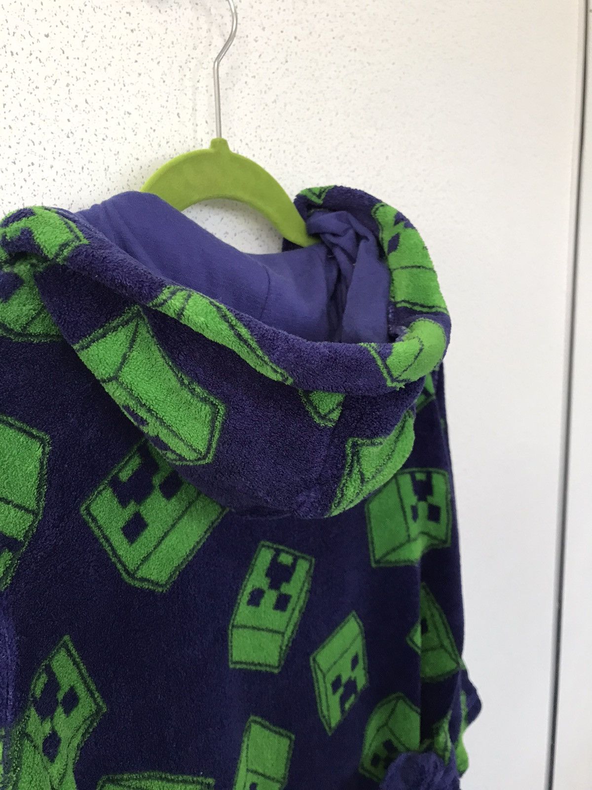 LEGO Lego X Rebel Minecraft Bath Robe Kids Size Size US S / EU 44-46 / 1 - 11 Thumbnail