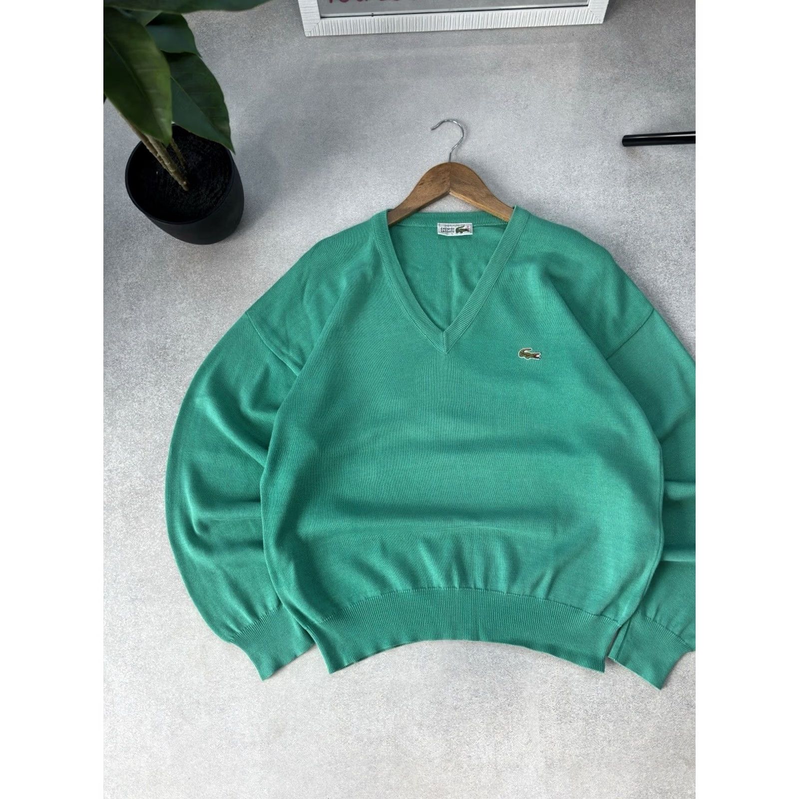 Lacoste VINTAGE Lacoste Sweater Mens Pullover V-Neck Gray 90s Casual Size M-L Size US M / EU 48-50 / 2 - 4 Thumbnail