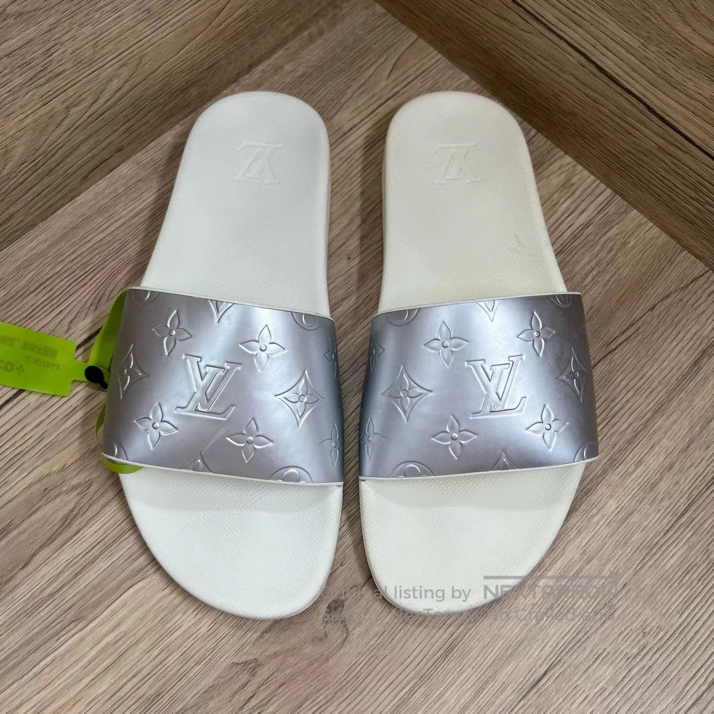 Louis Vuitton Louis Vuitton Silver Embossed Slippers. Size US 8 / EU 41 - 1 Thumbnail
