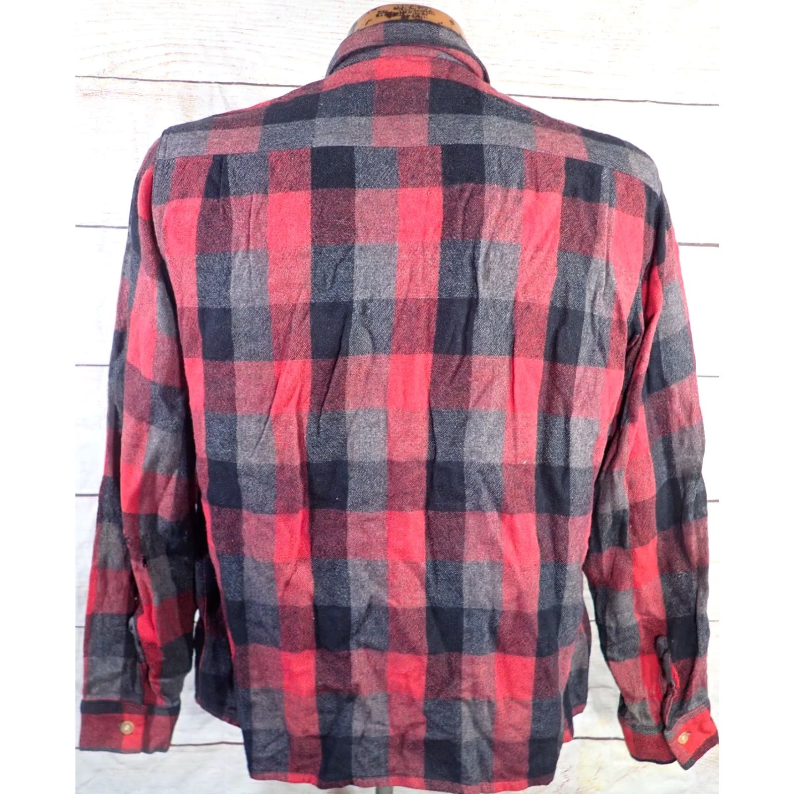 Vintage VINTAGE Maywoods Shirt M Men Wool Flannel Red Black Plaid 50s 60s Workwear Pockets Button-Up Wool or Wool blend Vintage 1950s 1960s Mens Size US M / EU 48-50 / 2 - 3 Thumbnail