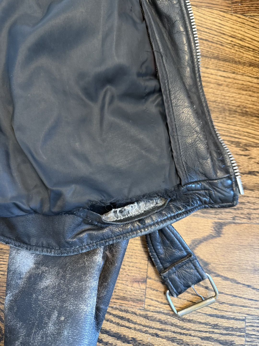 Vintage Custom Vintage Leather Jacket (Very Worn) Size US L / EU 52-54 / 3 - 3 Thumbnail