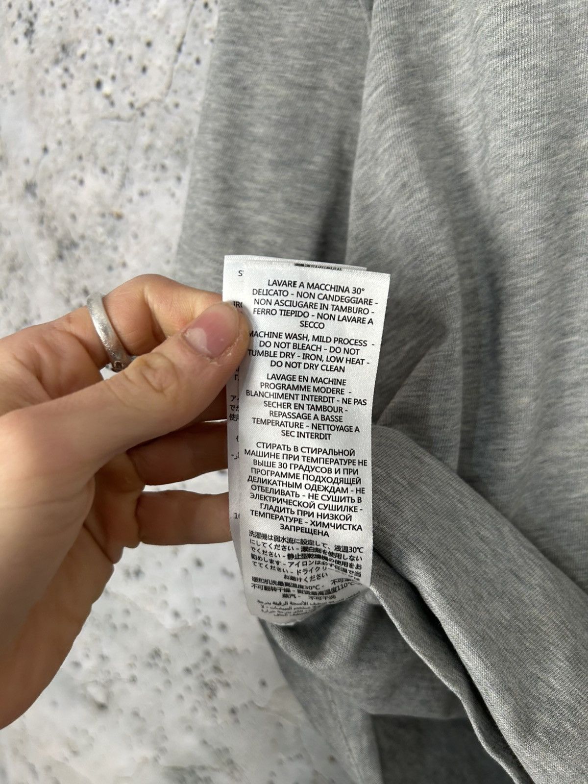 MCQ MCQ Japan Graphic Tee Avant Garde Designer Alternative Size US L / EU 52-54 / 3 - 6 Thumbnail