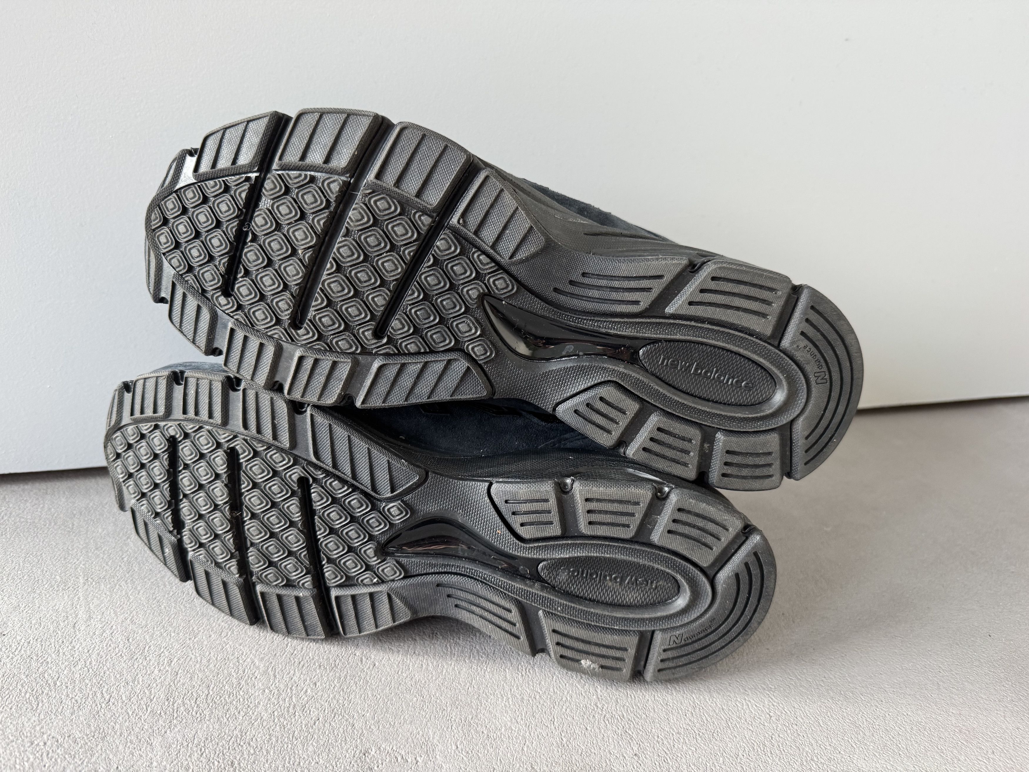 JJJJound × New Balance New Balance x JJJound 990 v4 Size US 9.5 / EU 42-43 - 7 Thumbnail