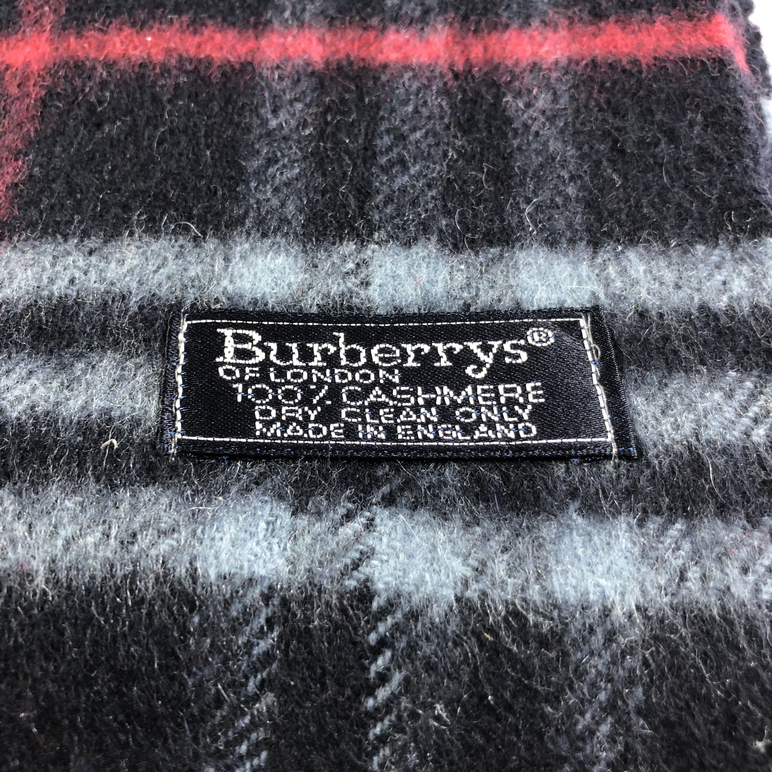 Burberry Burberrys Nova Check Cashmere Scarf Muffler Neckwear V2252 Size ONE SIZE - 4 Thumbnail