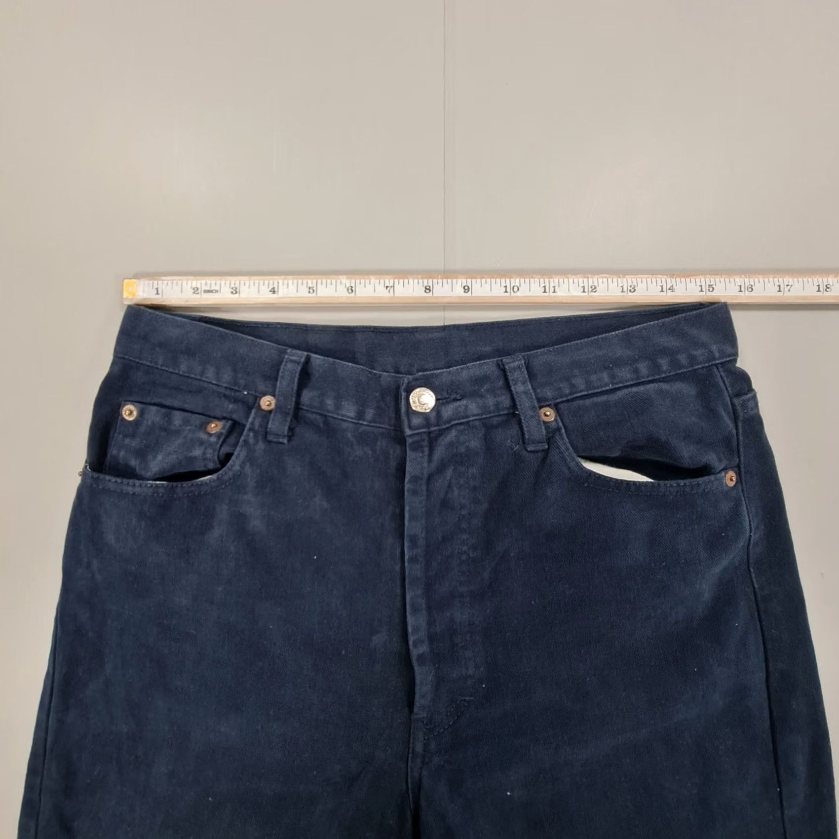Levi's VINTAGE Levi's 501 Jeans Blue 32x26 Regular Straight Button Fly USA Mens Size US 32 / EU 48 - 4 Thumbnail