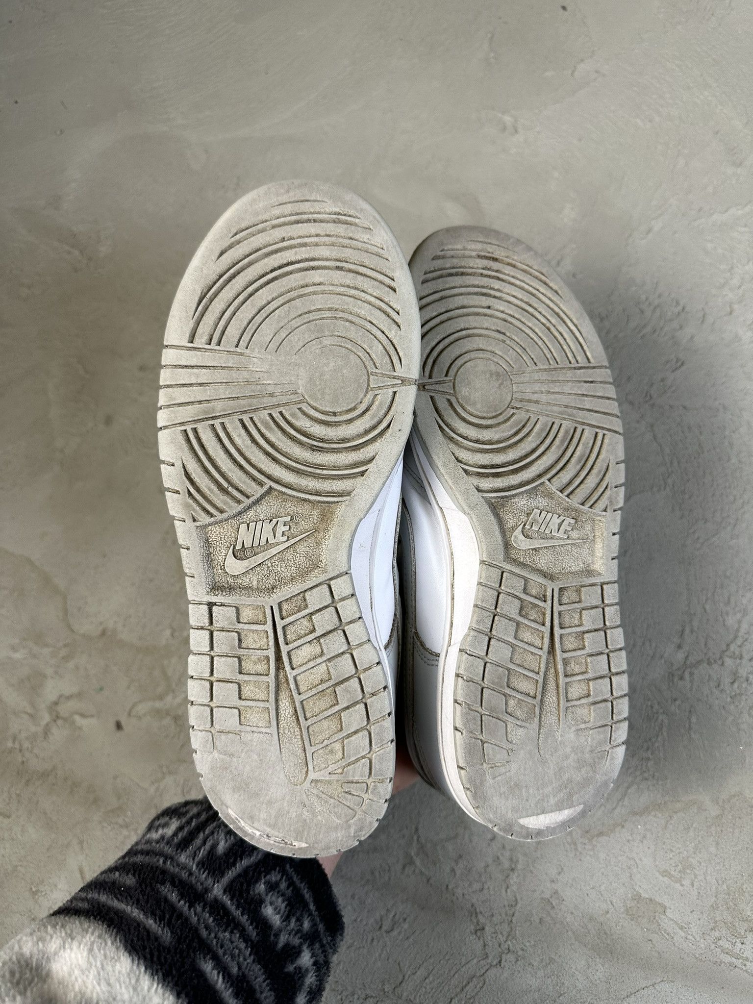 Nike Nike Dunk Gray Fog Low Leather Sneakers Hype Size US 7.5 / EU 40-41 - 10 Thumbnail