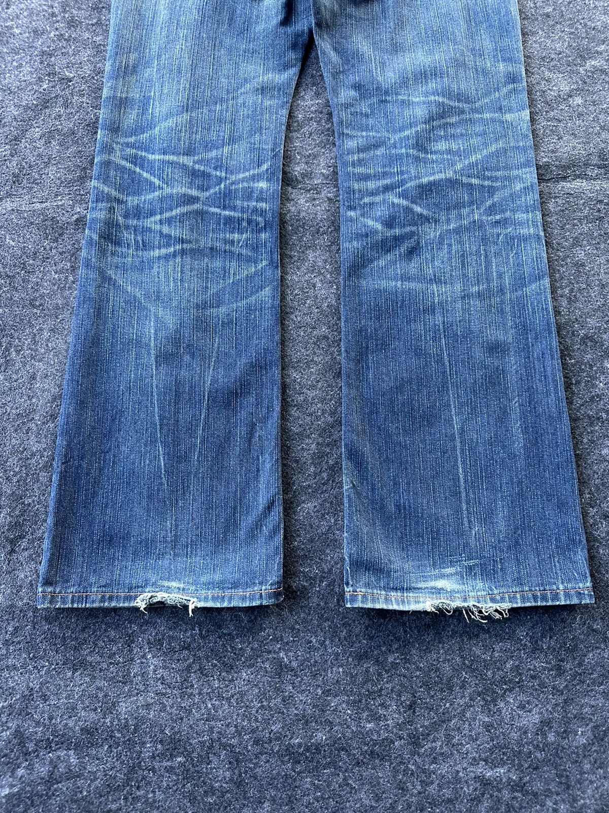 Edwin Vintage Mudwash Edwin Exclusive Flare Denim 30x33 D343 Size US 30 / EU 46 - 7 Thumbnail