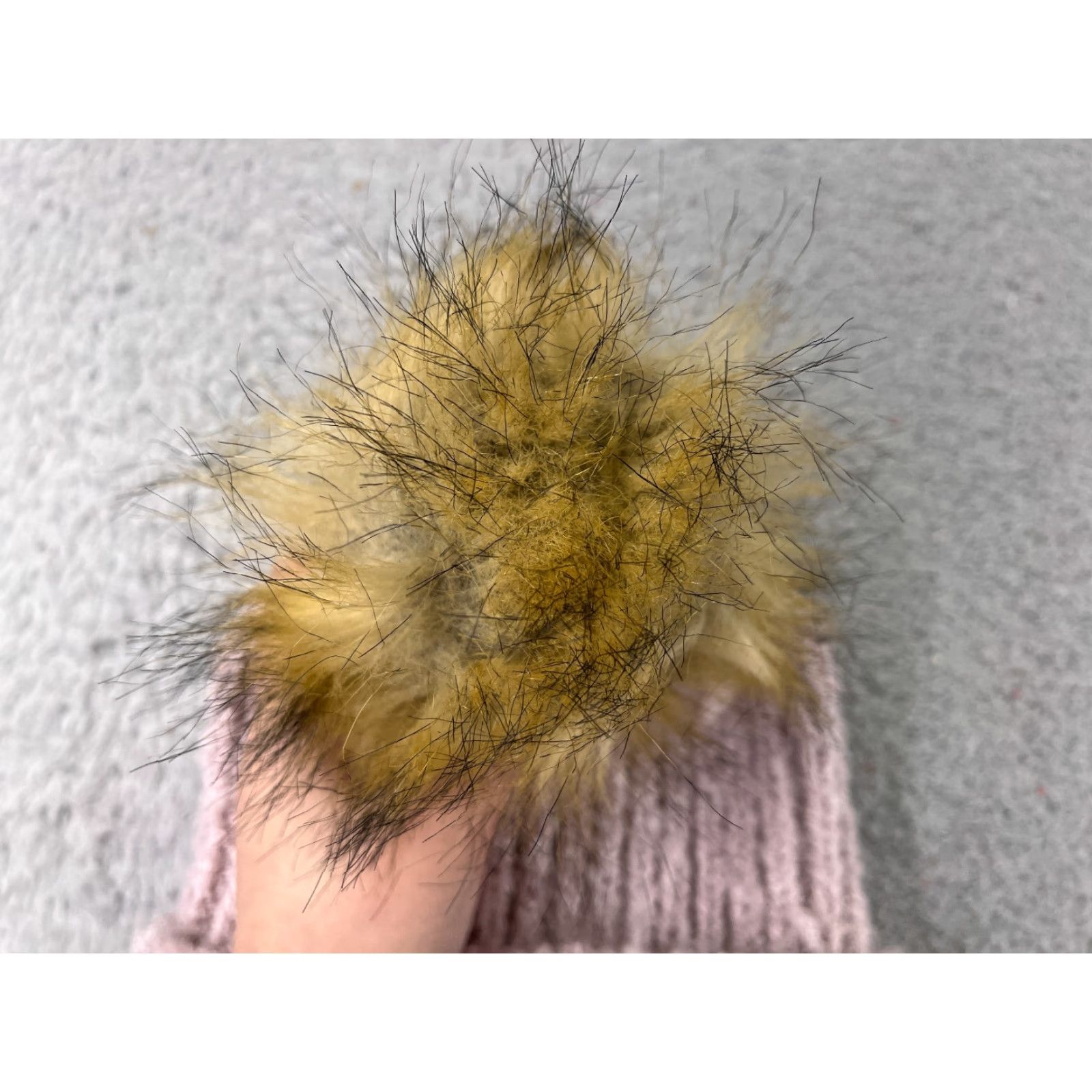 Vintage Aéropostale Beanie Hat Womens One Size Pink Knit Acrylic Faux Fur Pom Size ONE SIZE - 3 Thumbnail