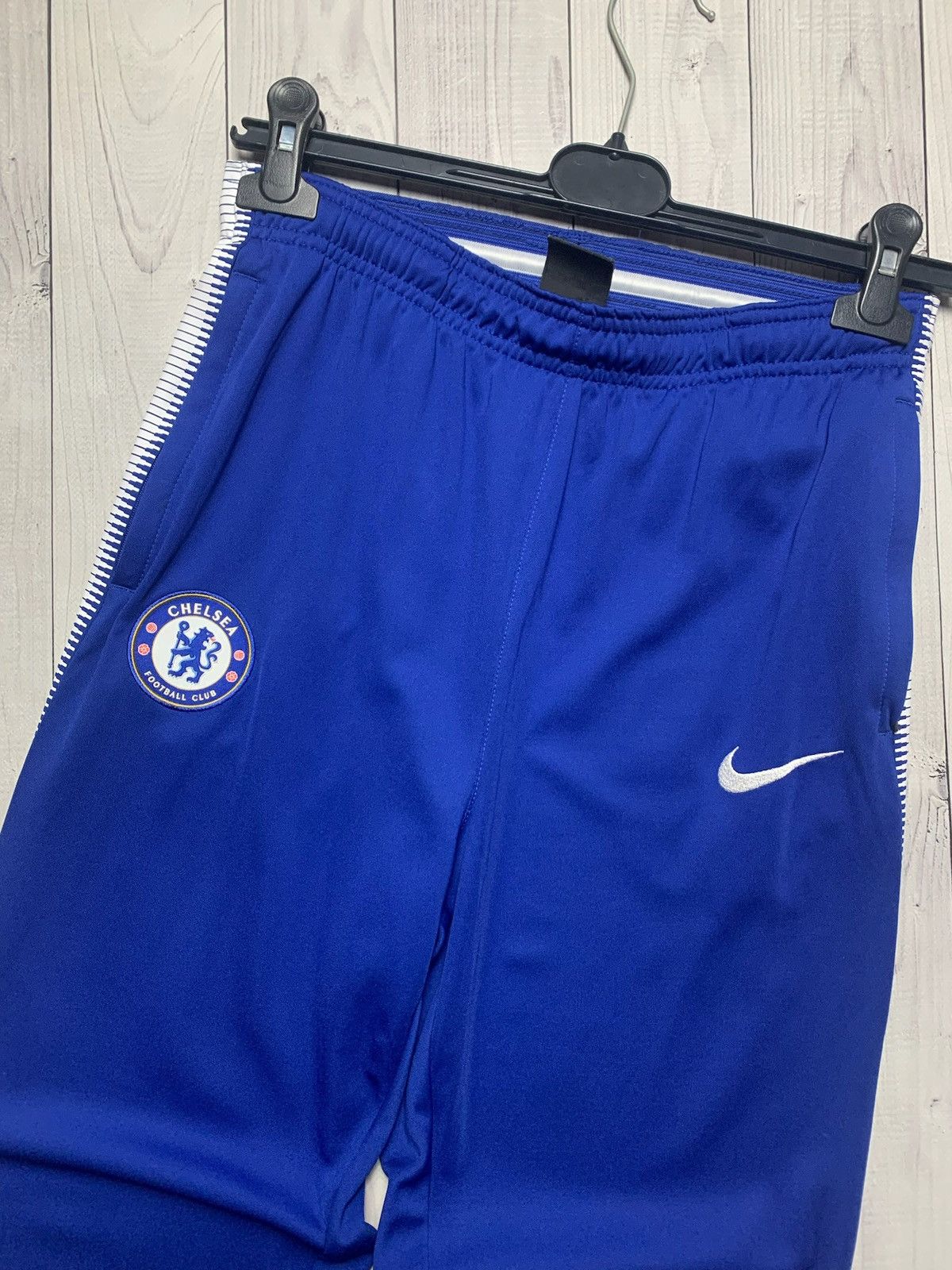 Chelsea Soccer × Nike Vintage Nike Chelsea soccer joggers training blue Size US 29 - 2 Thumbnail