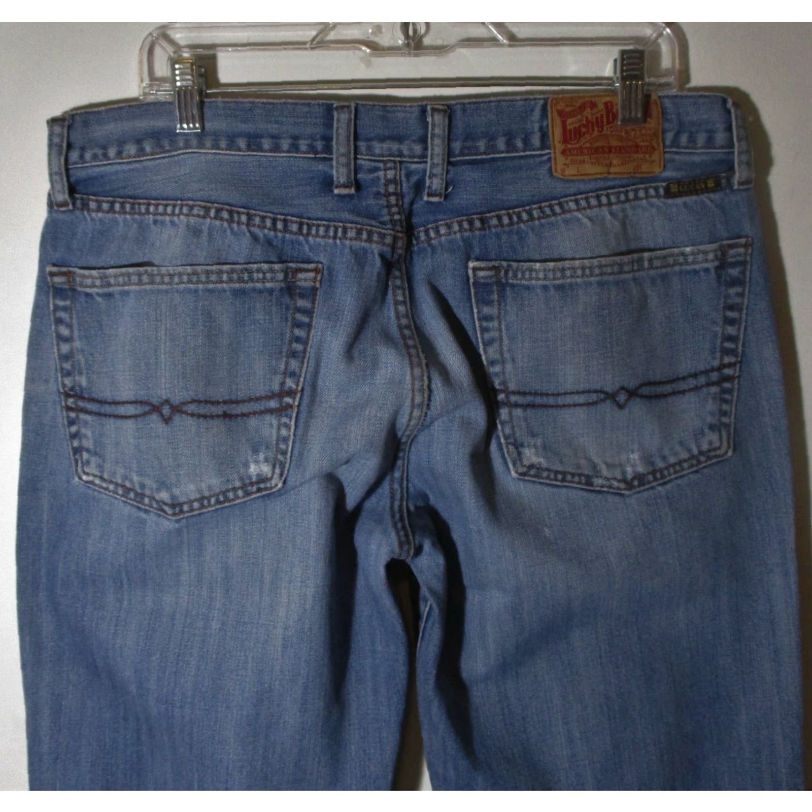 Lucky Brand LUCKY BRAND Jeans Blue 36W 29L Straight Relaxed Denim Men Regular Size 36 29 Medium 5-Pocket Vintage No Shirt? Wait no. Size US 29 - 4 Thumbnail