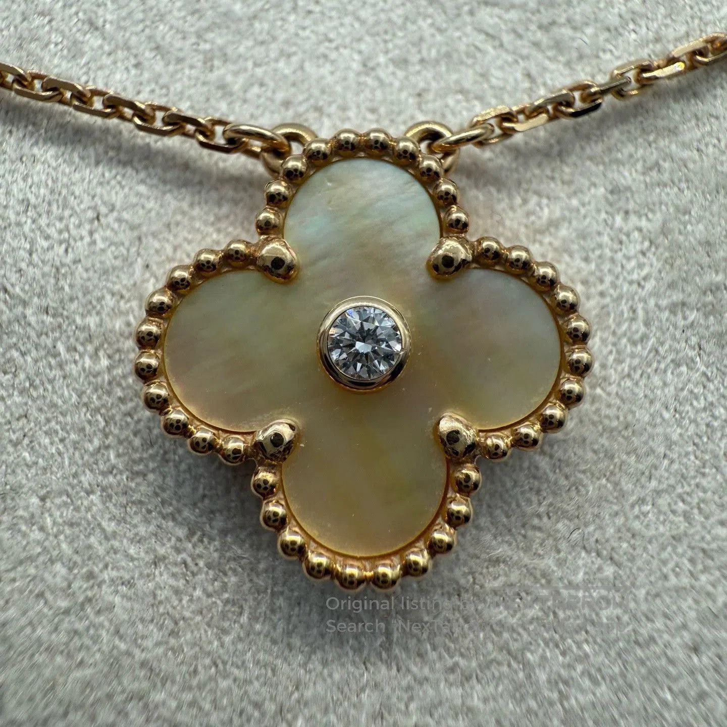 Van Cleef & Arpels Van Cleef & Arpels Christmas Limited Gold Clover Necklace. Size ONE SIZE - 3 Thumbnail