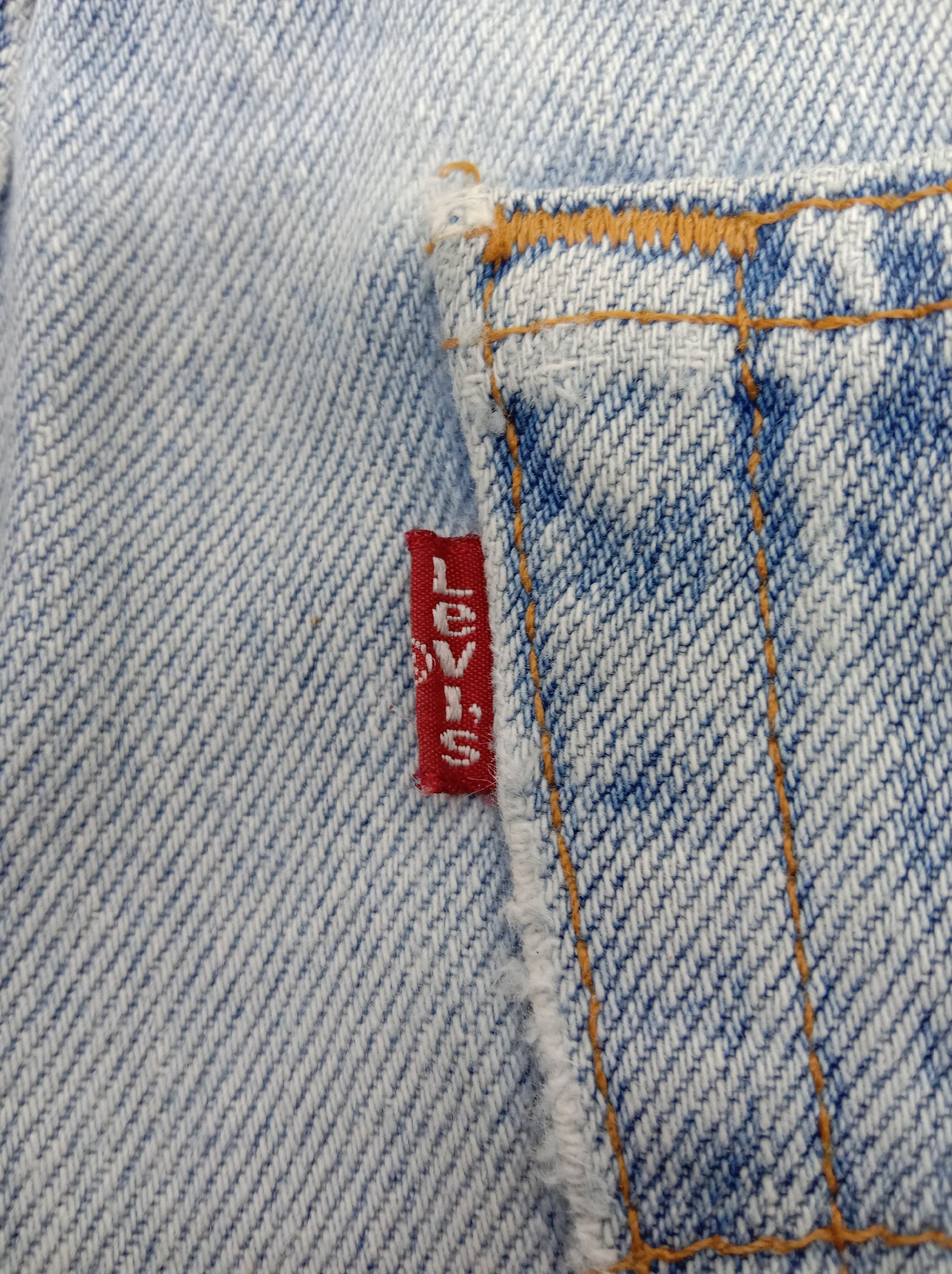 Levi's Vintage 90s Levi’s 501 Jeans Light Wash Distressed Denim Size US 28 / EU 44 - 10 Thumbnail
