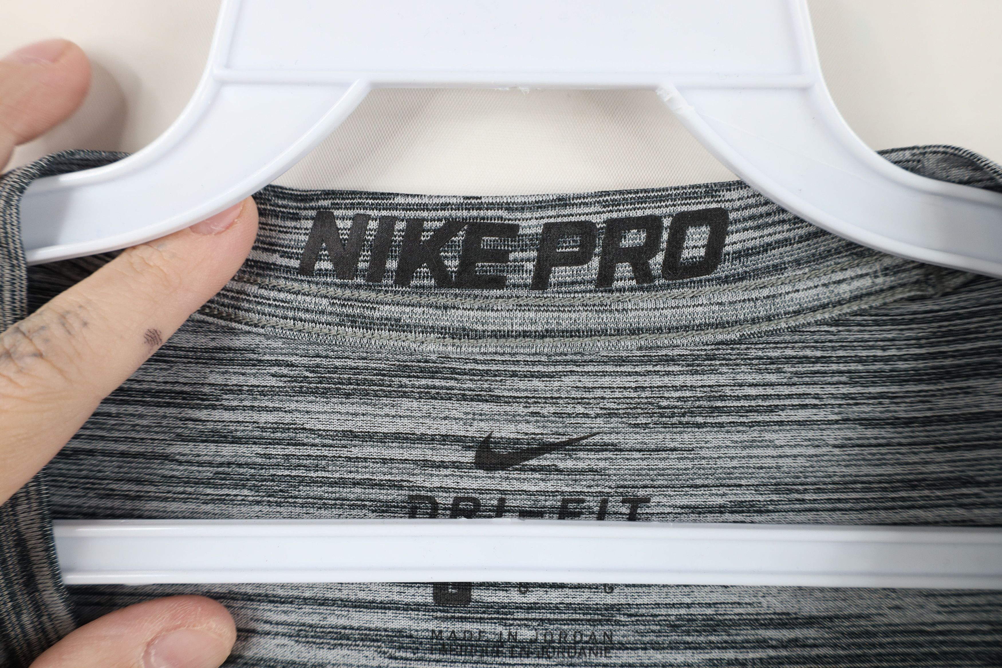 Nike Nike Pro Center Swoosh Compression Training Gym T-Shirt Size US L / EU 52-54 / 3 - 7 Thumbnail