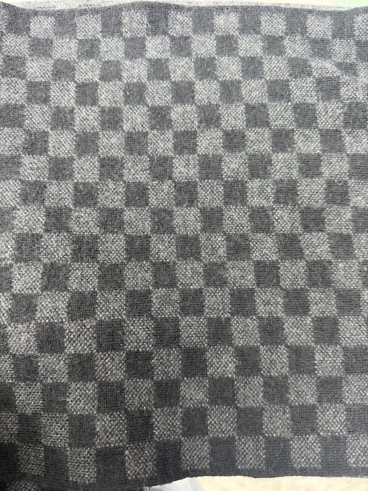 Louis Vuitton Louis Vuitton Scarf Size ONE SIZE - 5 Thumbnail