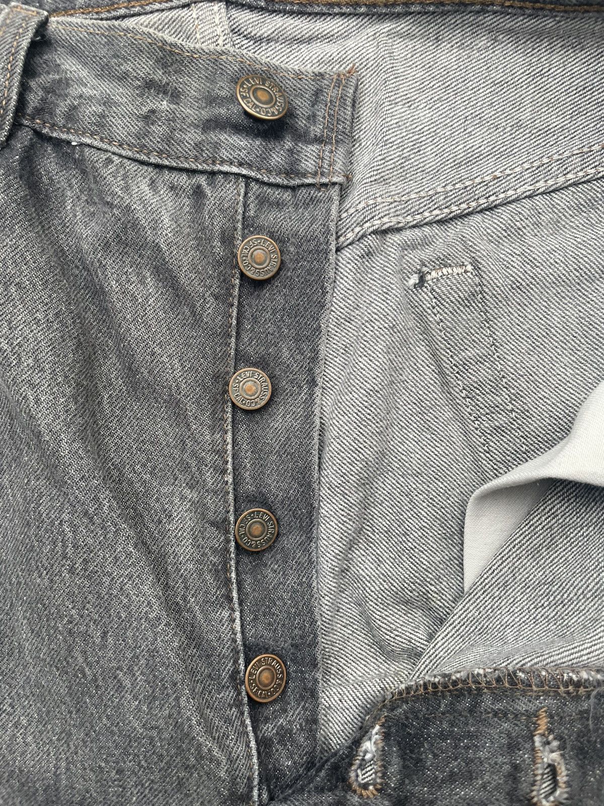 Levi's Vintage 1989 Levis 501 e Size US 35 - 16 Thumbnail