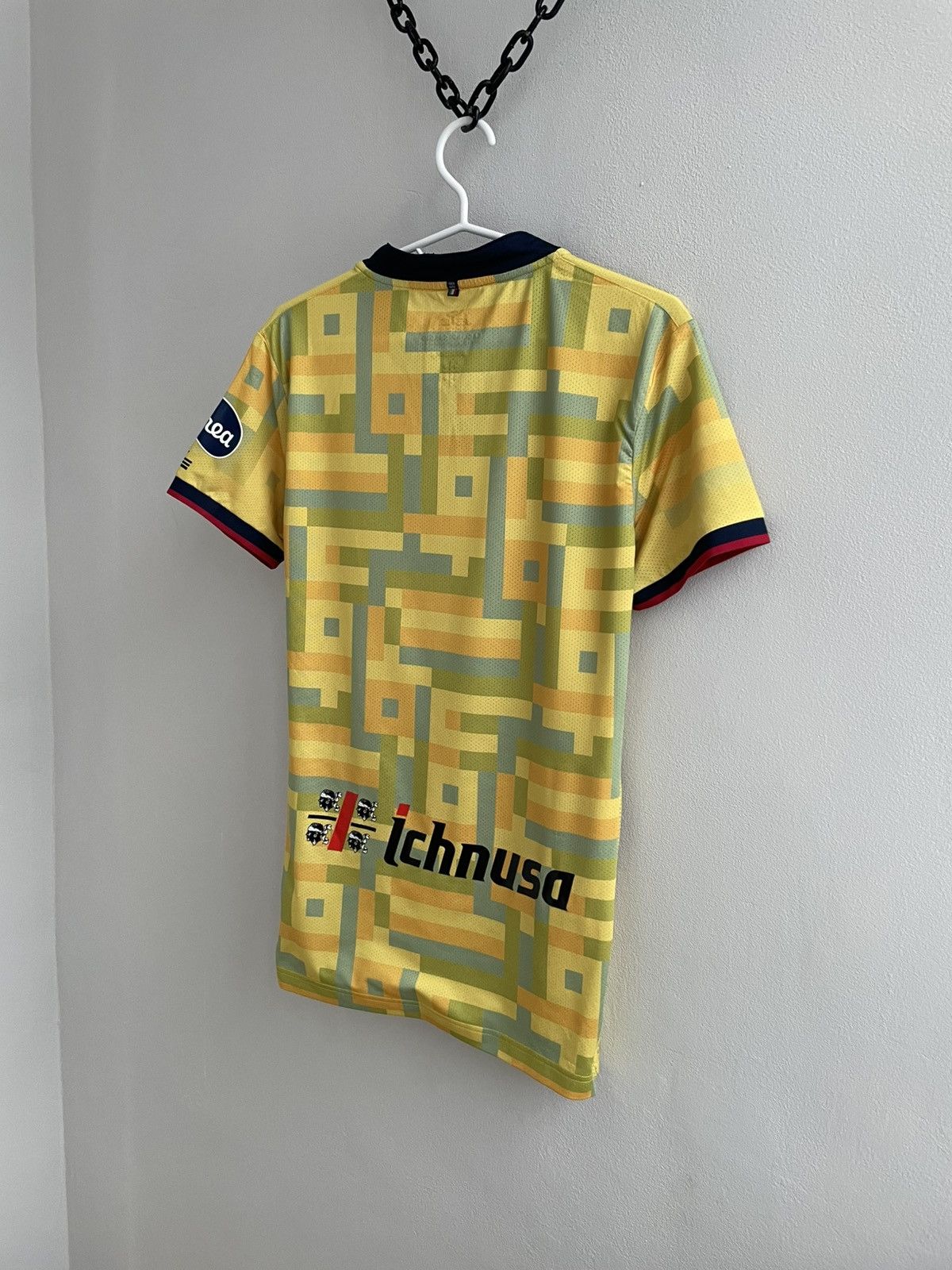 Vintage Cagliari Calcio 2022 2023 Third Football Soccer Jersey Shirt Size US S / EU 44-46 / 1 - 18 Thumbnail