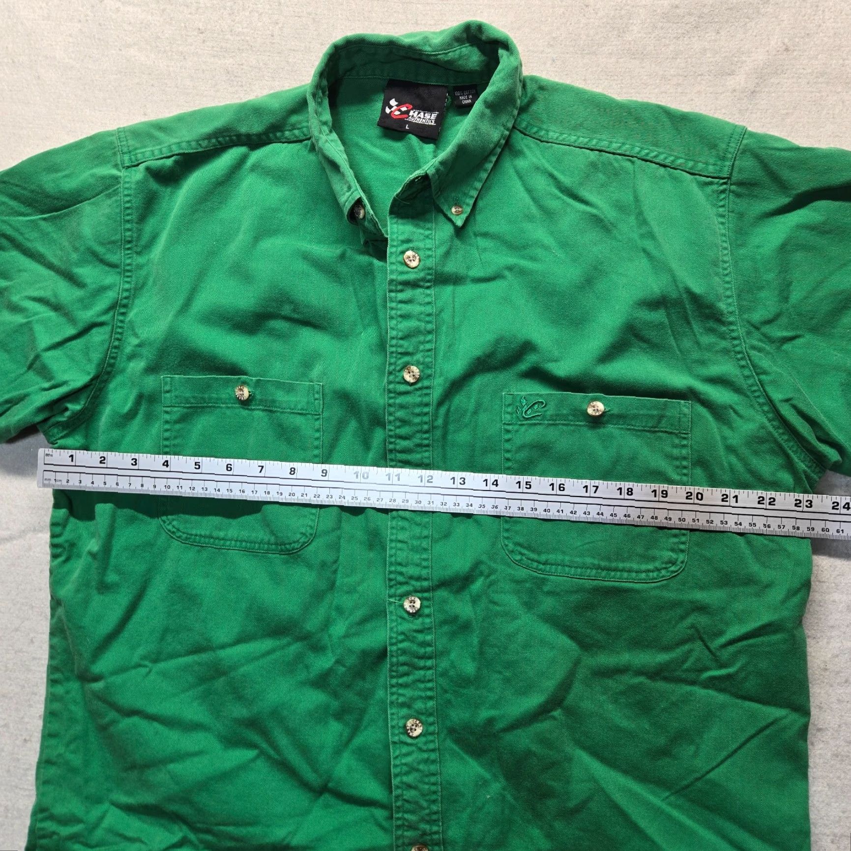 Chase Authentics Case Authentics Solid Green Short Sleeve Up Shirt Adult Men's Size L Large Size US L / EU 52-54 / 3 - 4 Thumbnail