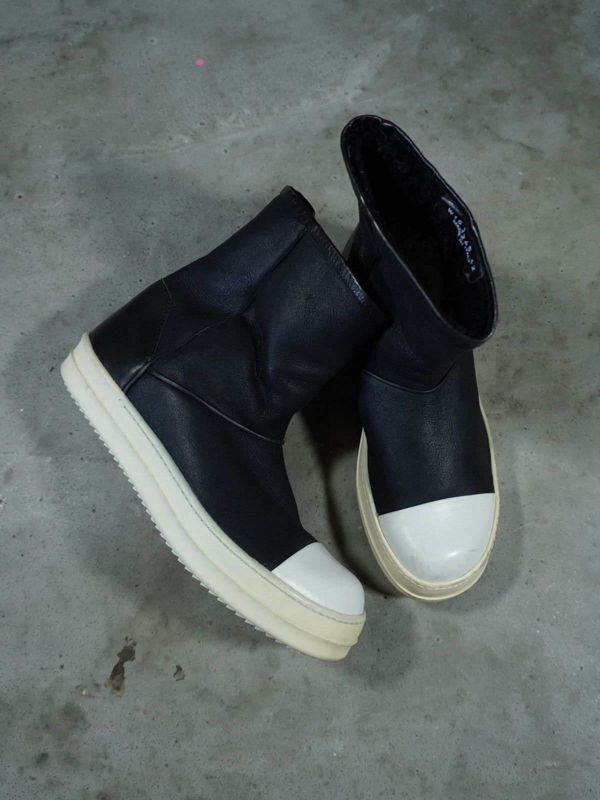 Rick Owens Rick Owens F/W 2015 “Sphinx” Shearling Ramones Boots Size US 9 / EU 42 - 1 Thumbnail