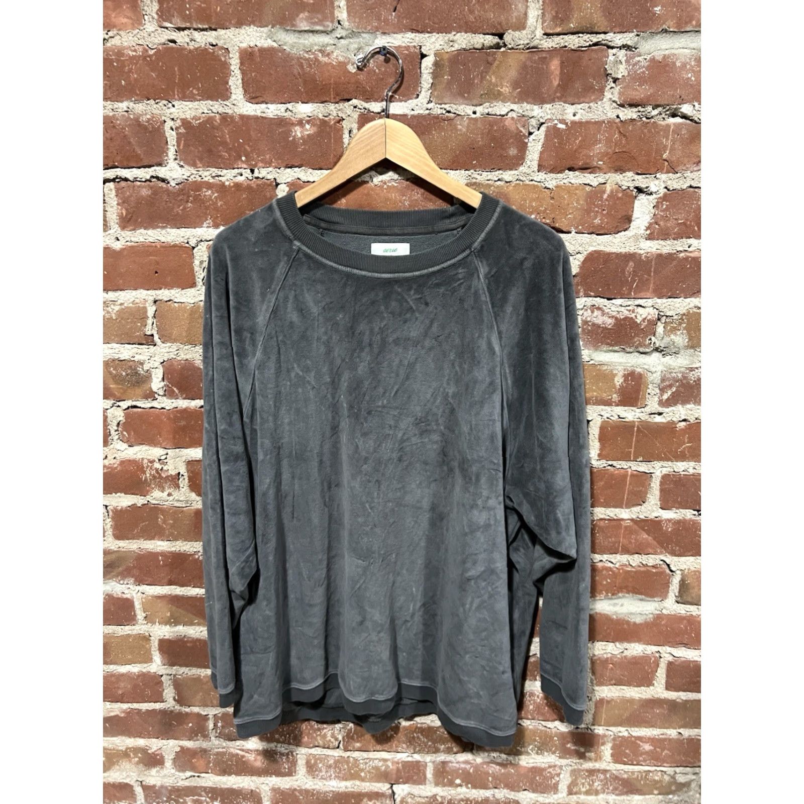 Vintage Aerie Womens Gray Long Sleeve Velur Pullover Sweatshirt L Size L / US 10 / IT 46 - 2 Thumbnail