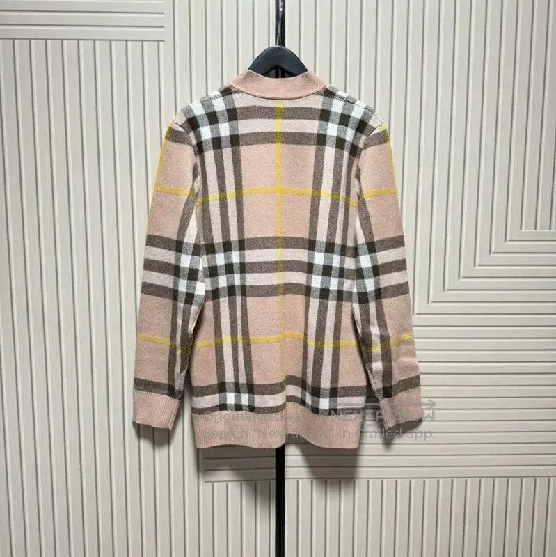 Burberry Burberry Men's Khaki Wool Logo Knit Sweater. Size US M / EU 48-50 / 2 - 2 Thumbnail