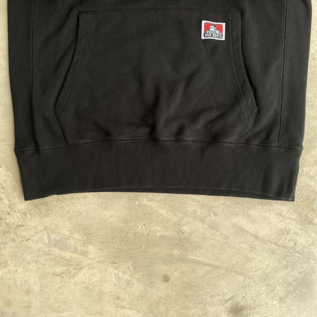 Ben Davis Ben Davis Big Logo Pullover Hoodie (Size M | Fits S–M) Size US M / EU 48-50 / 2 - 5 Thumbnail
