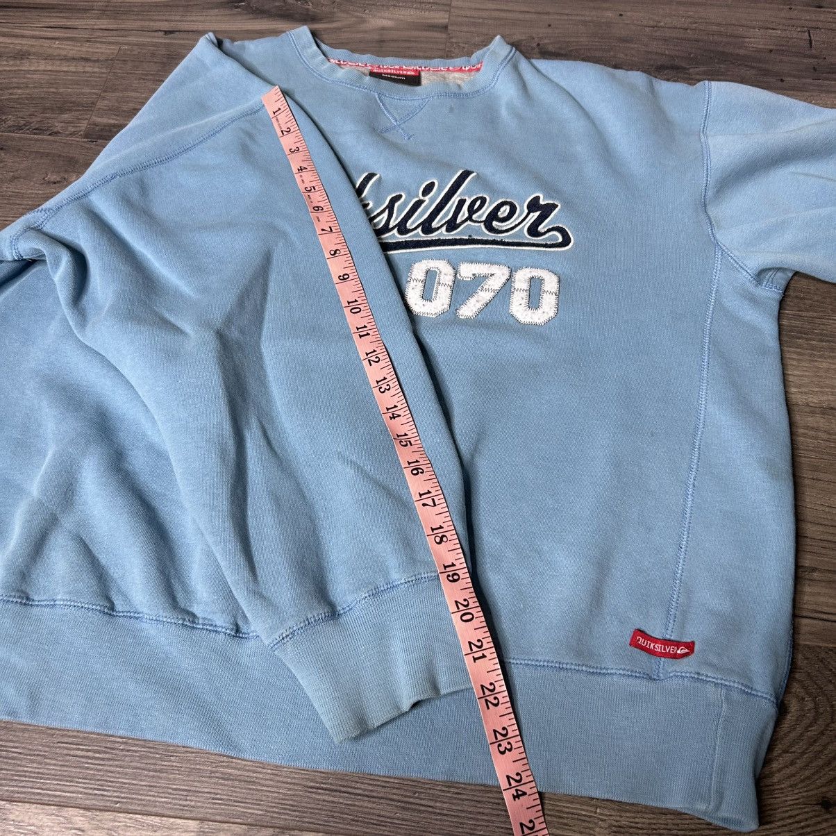 Quiksilver Quiksilver baby blue crewneck sz medium Size US M / EU 48-50 / 2 - 7 Thumbnail
