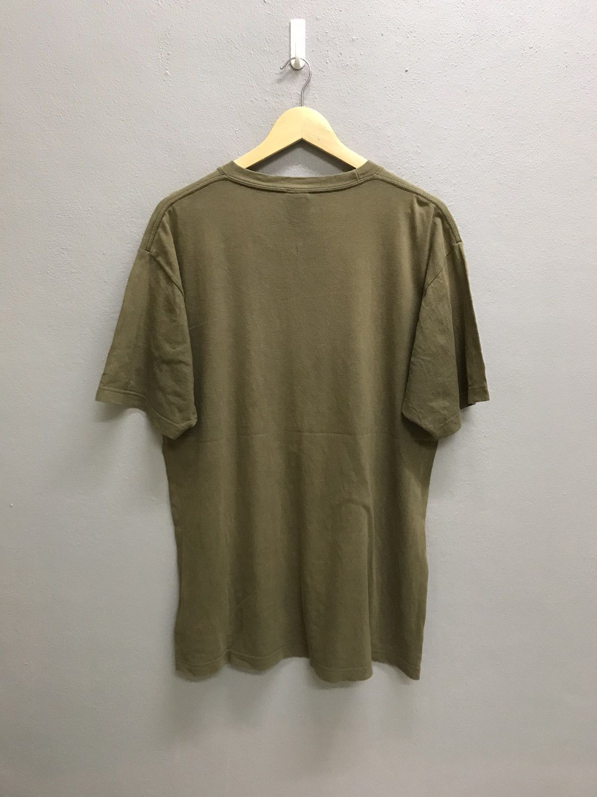 Vintage VINTAGE U.S. AMAMI AIRFORCE MILITARY TSHIRT Size US L / EU 52-54 / 3 - 5 Thumbnail