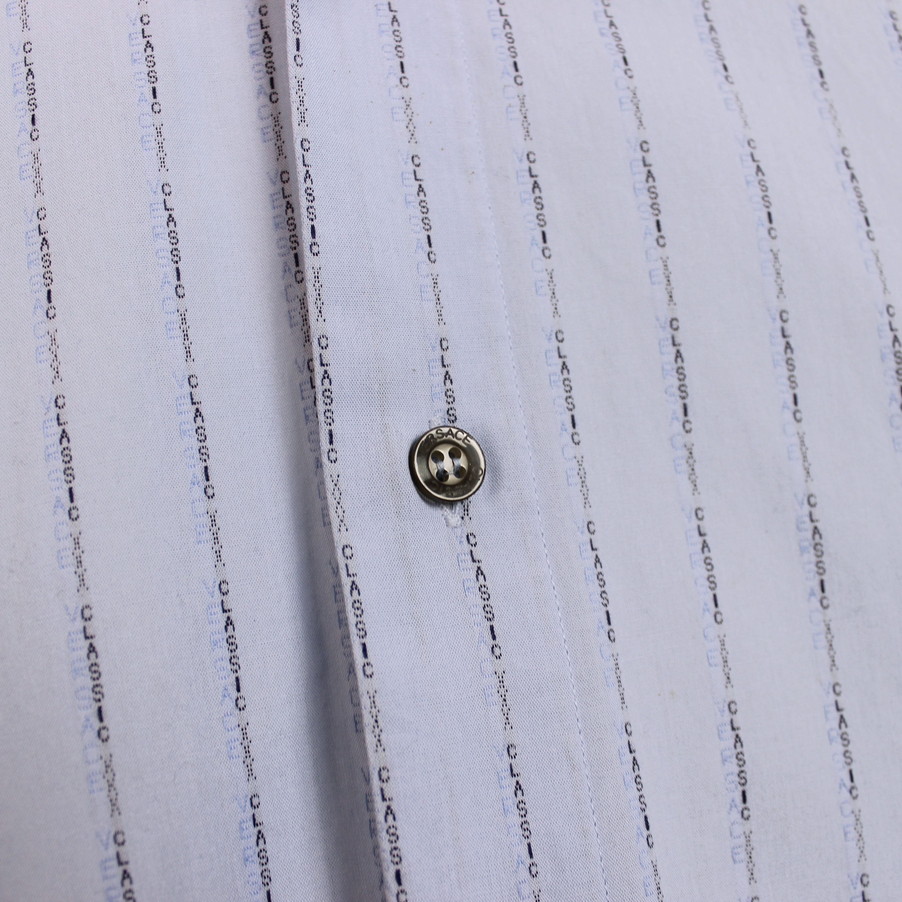 Versace Versace monogram button ups shirt rare 15 / 38 M L Size US L / EU 52-54 / 3 - 6 Thumbnail
