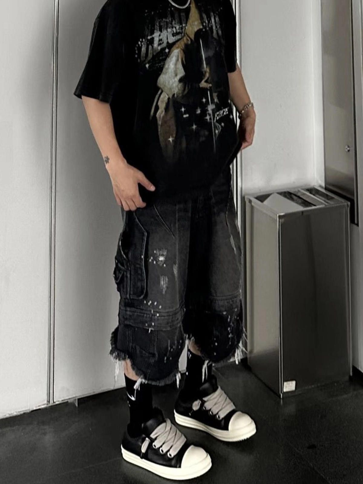 Other Black Distressed Baggy Denim Shorts, Frayed Hem Shorts Size US 34 / EU 50 - 5 Thumbnail