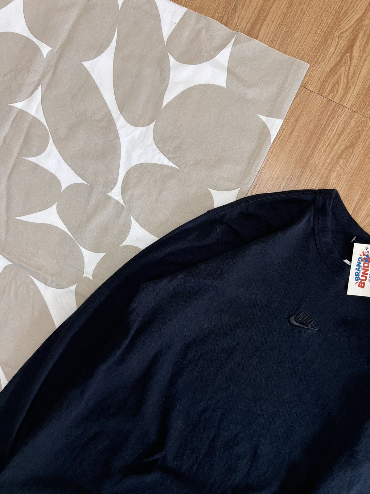 Nike Nike Sportswear Premium Essentials Size US M / EU 48-50 / 2 - 2 Thumbnail